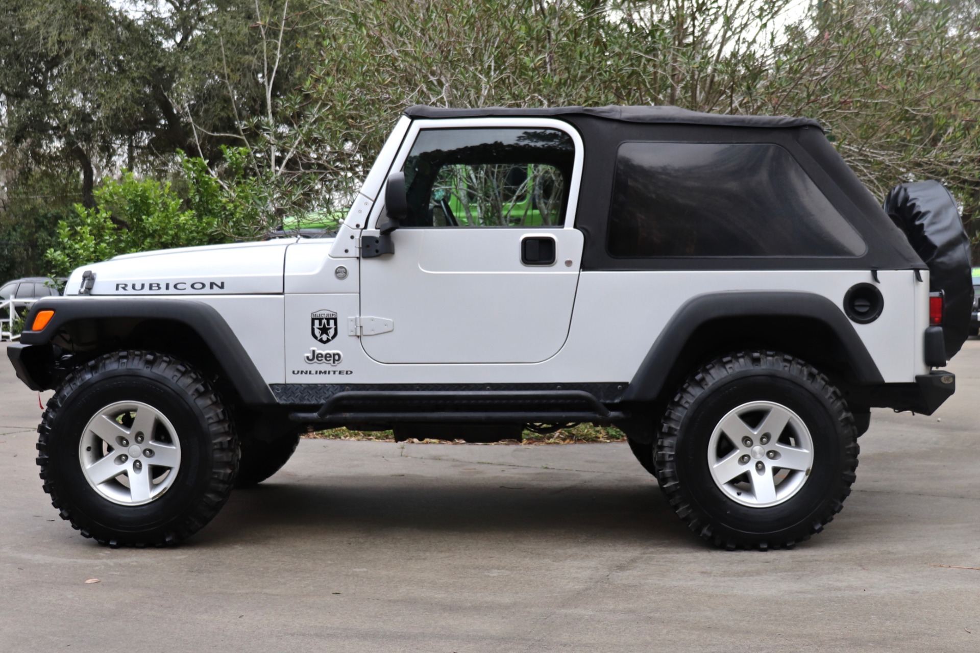 Used-2006-Jeep-Wrangler-Unlimited-Rubicon