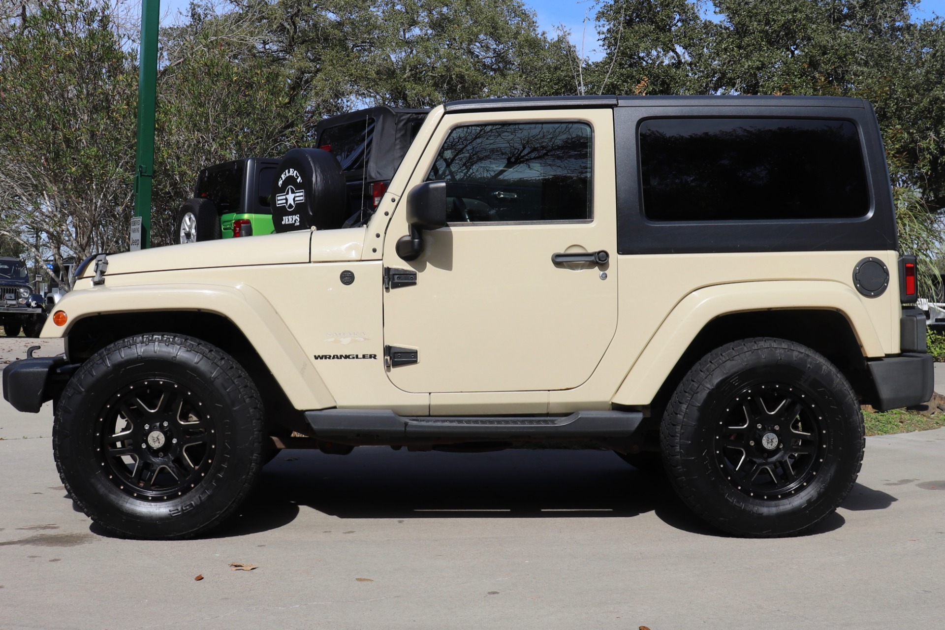 Used-2011-Jeep-Wrangler-Sahara