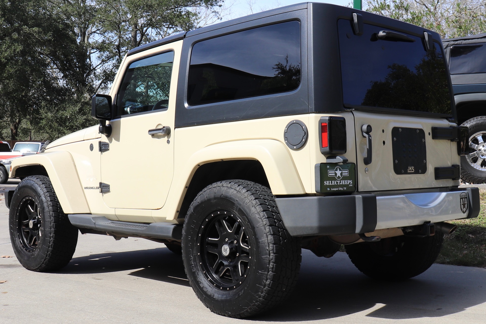 Used-2011-Jeep-Wrangler-Sahara