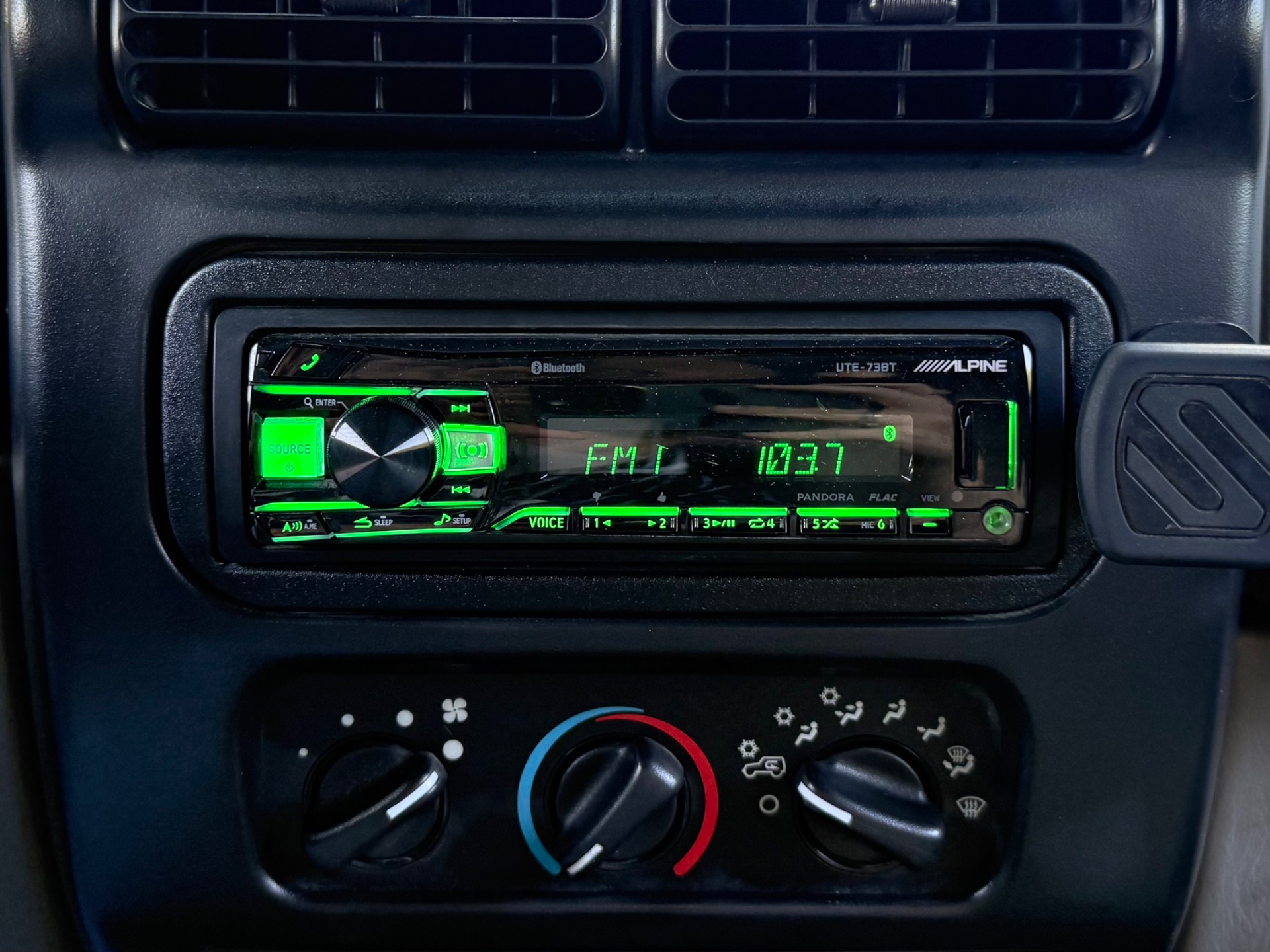 Used-2004-Jeep-Wrangler-X