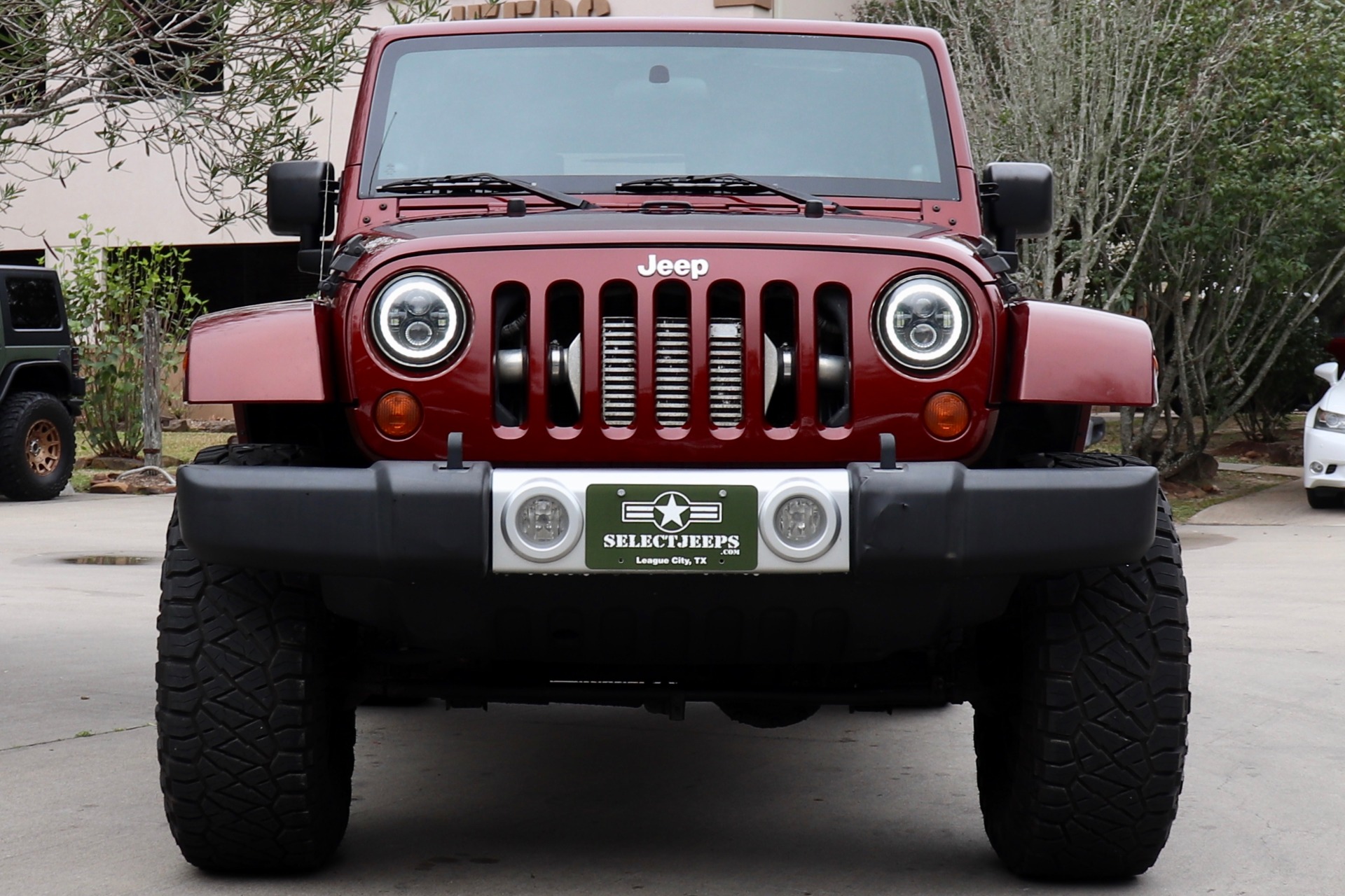 Used-2010-Jeep-Wrangler-Unlimited-Sahara