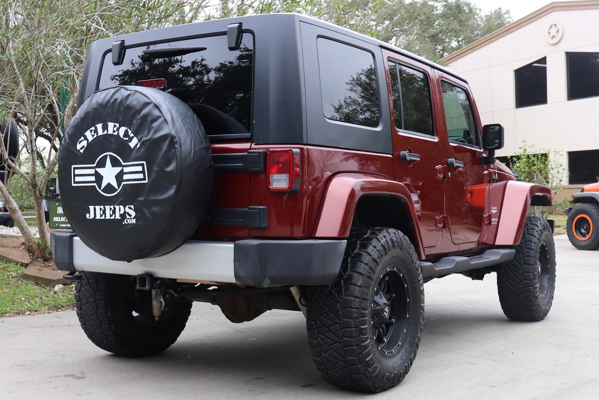 Used-2010-Jeep-Wrangler-Unlimited-Sahara