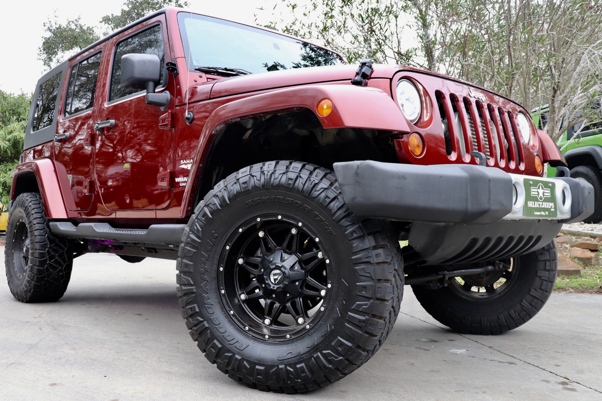 Used-2010-Jeep-Wrangler-Unlimited-Sahara