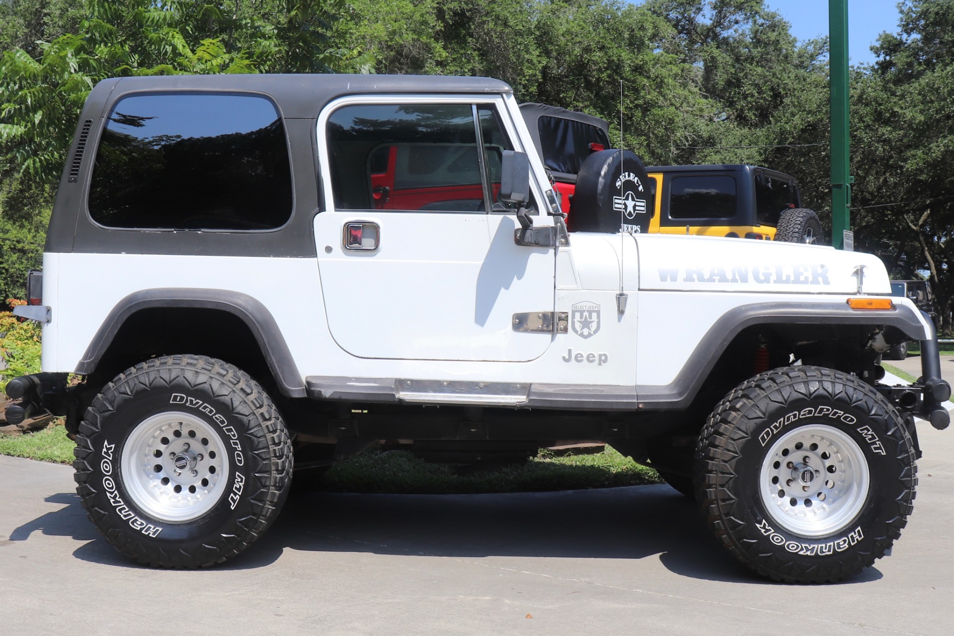 Used-1989-Jeep-Wrangler-Laredo