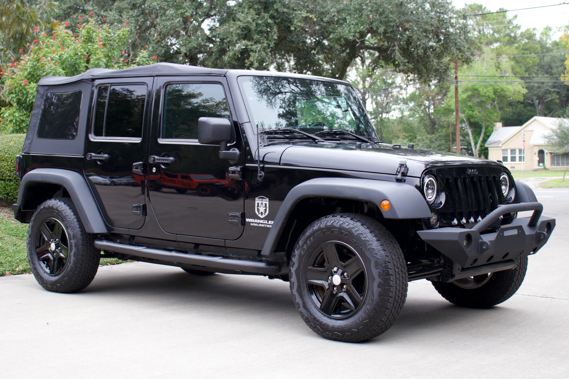 Used-2012-Jeep-Wrangler-Unlimited-Sport