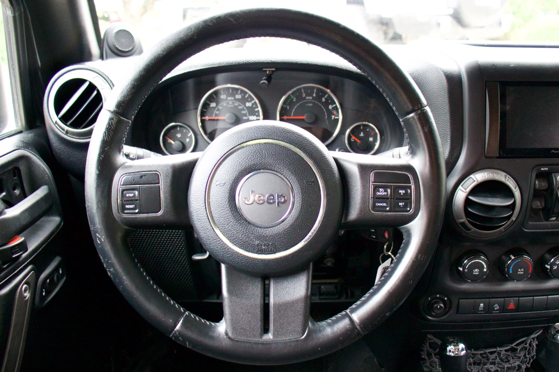 Used-2012-Jeep-Wrangler-Unlimited-Sport