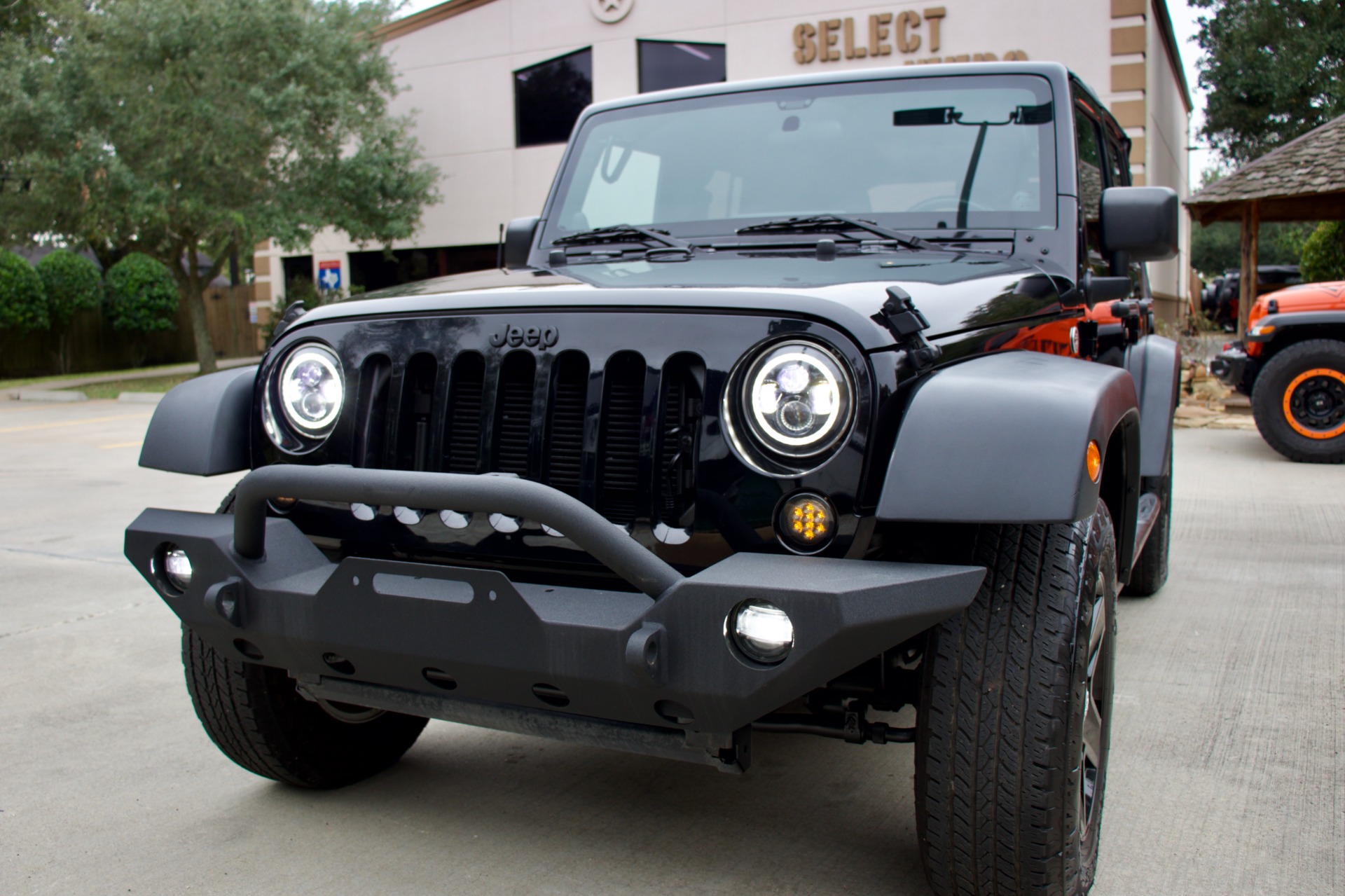 Used-2012-Jeep-Wrangler-Unlimited-Sport