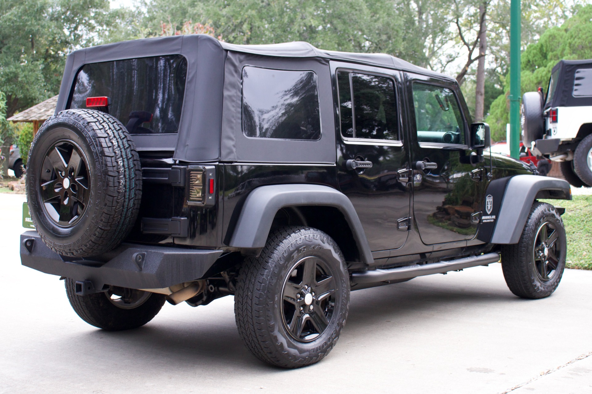 Used-2012-Jeep-Wrangler-Unlimited-Sport