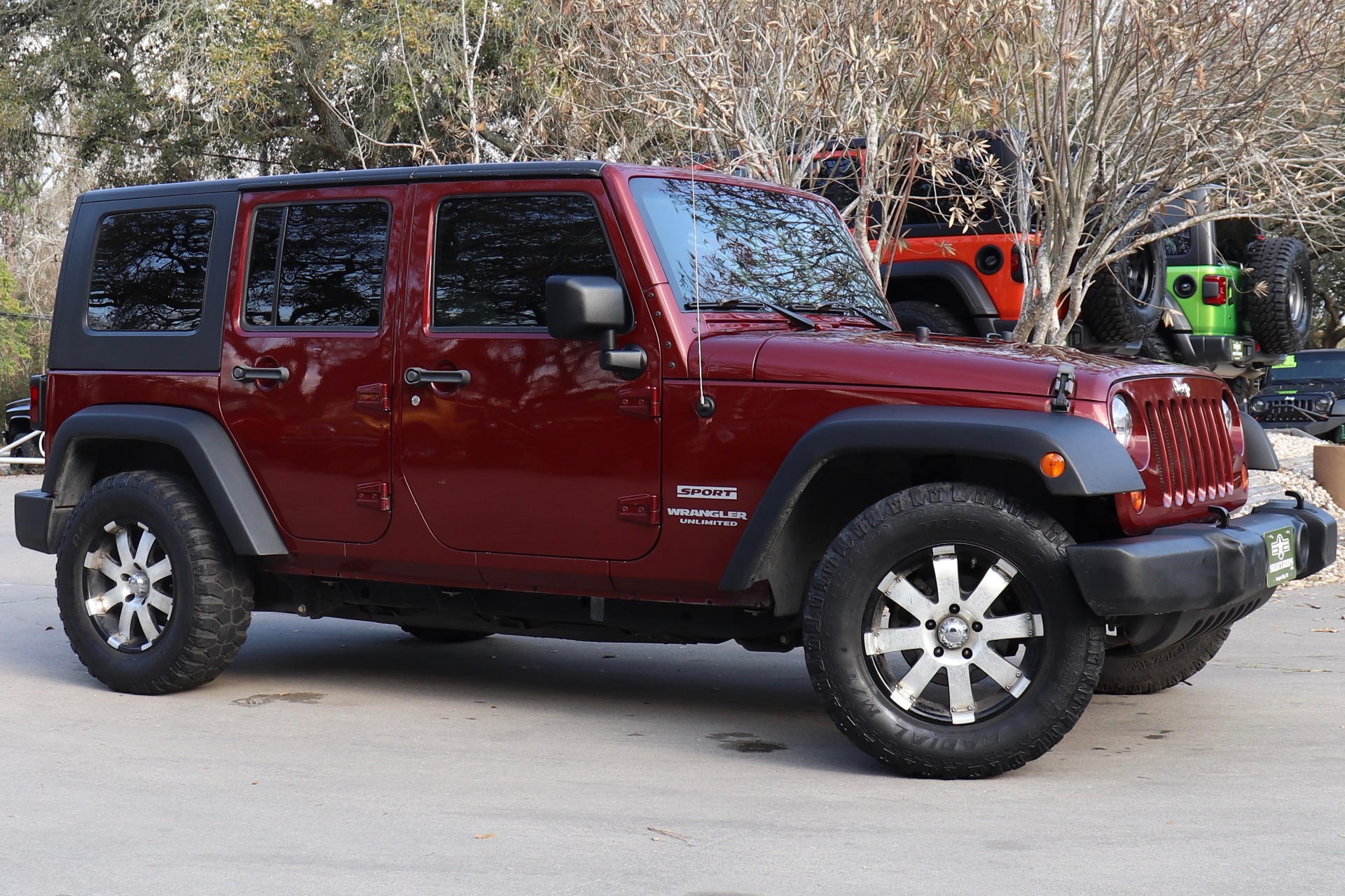 Used-2010-Jeep-Wrangler-Unlimited-Sport