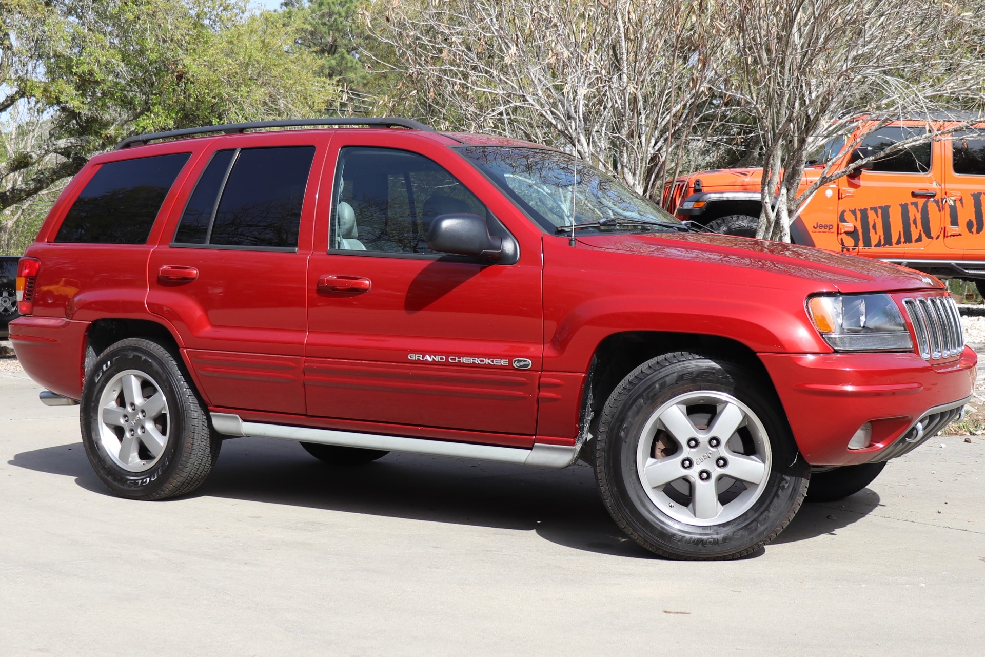 Used-2002-Jeep-Grand-Cherokee-Overland