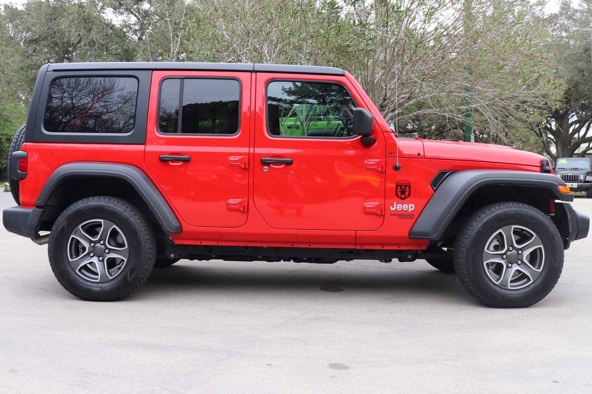 Used-2020-Jeep-Wrangler-Unlimited-Sport-S