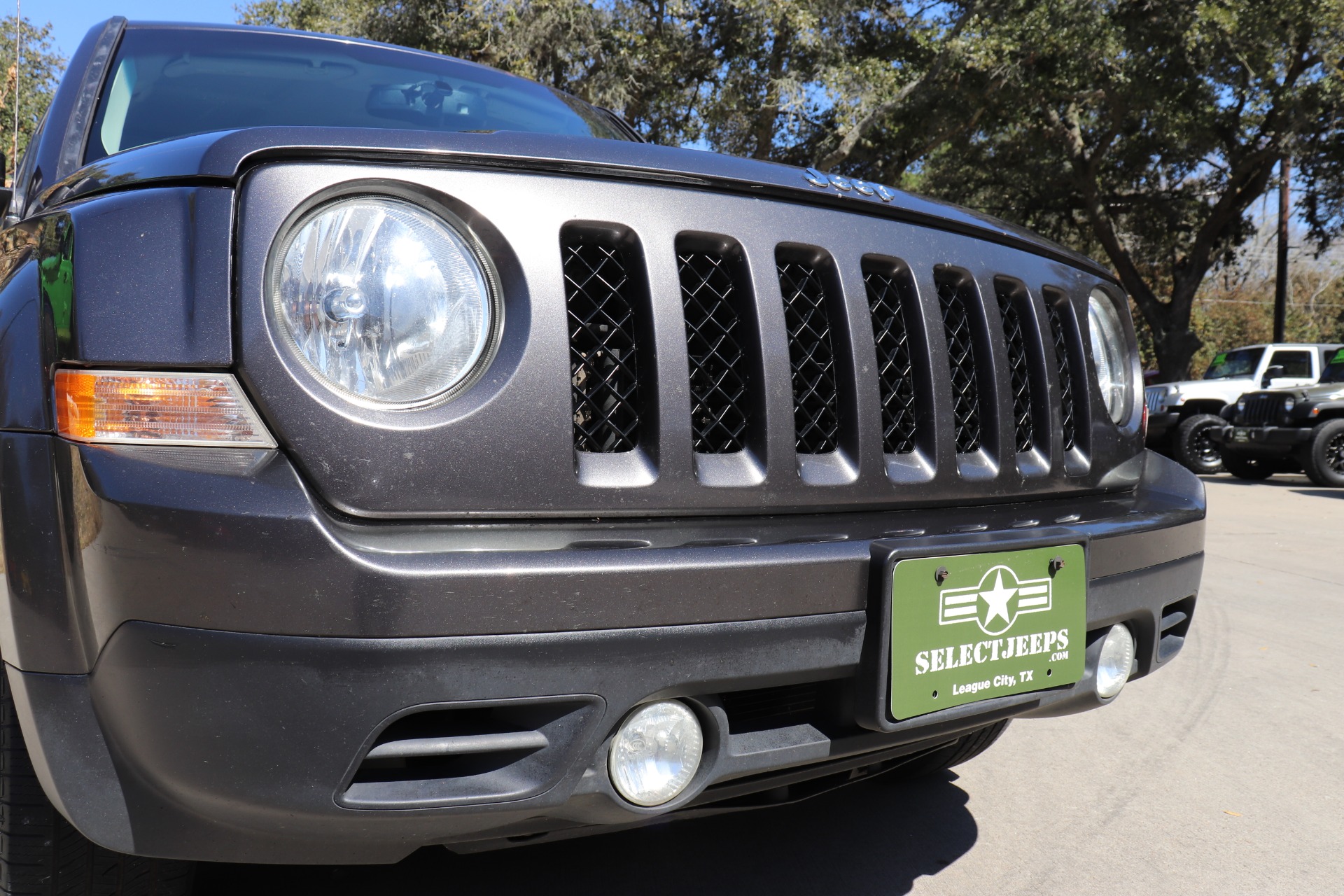 Used-2015-Jeep-Patriot-Latitude