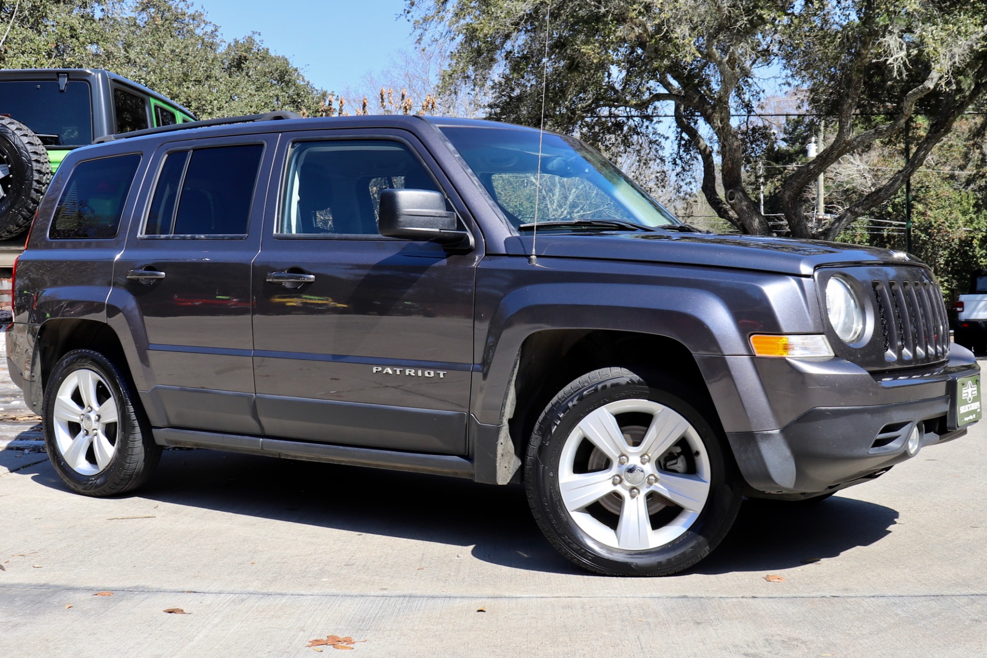 Used-2015-Jeep-Patriot-Latitude