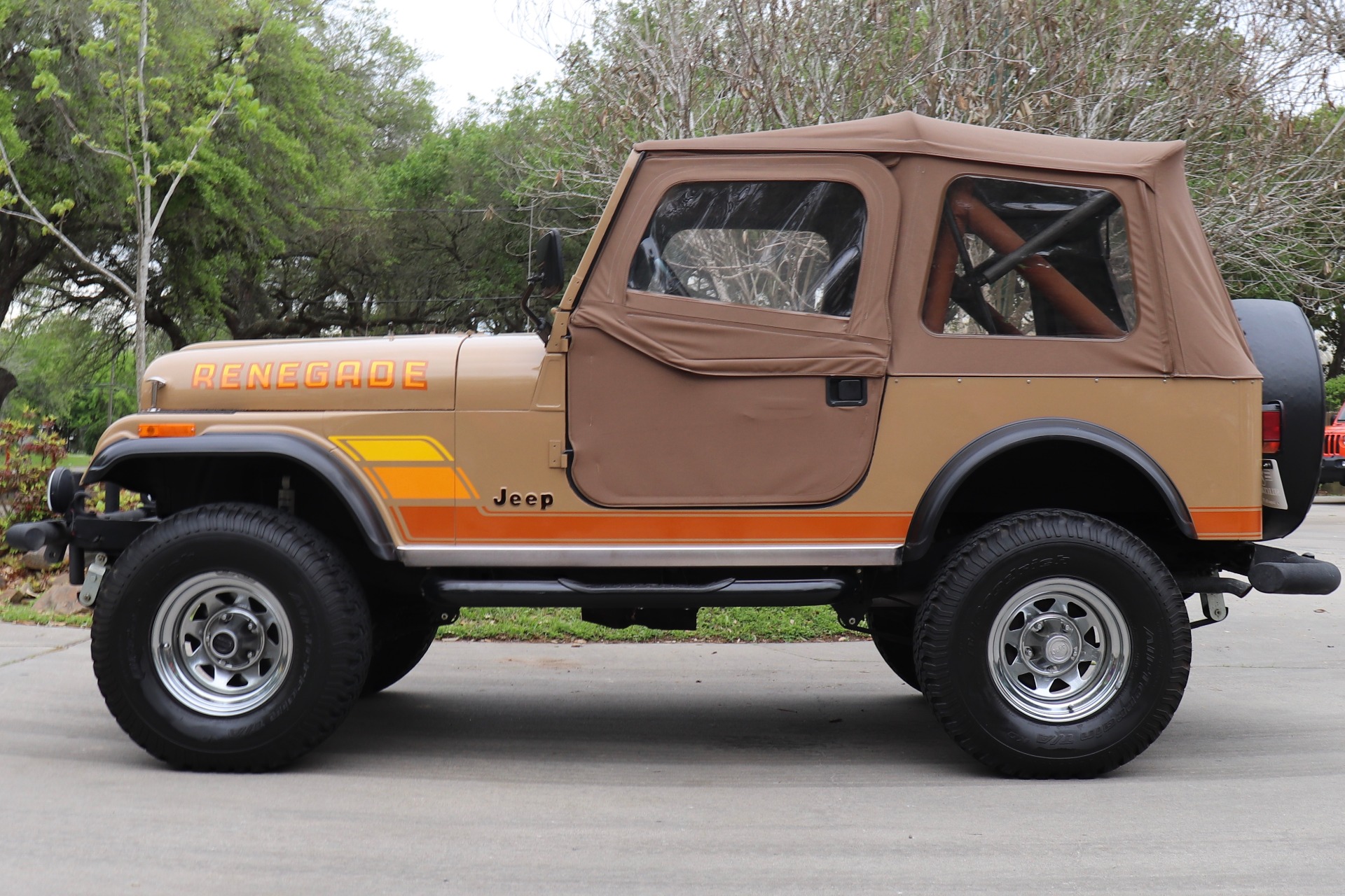 Used-1983-Jeep-CJ-7