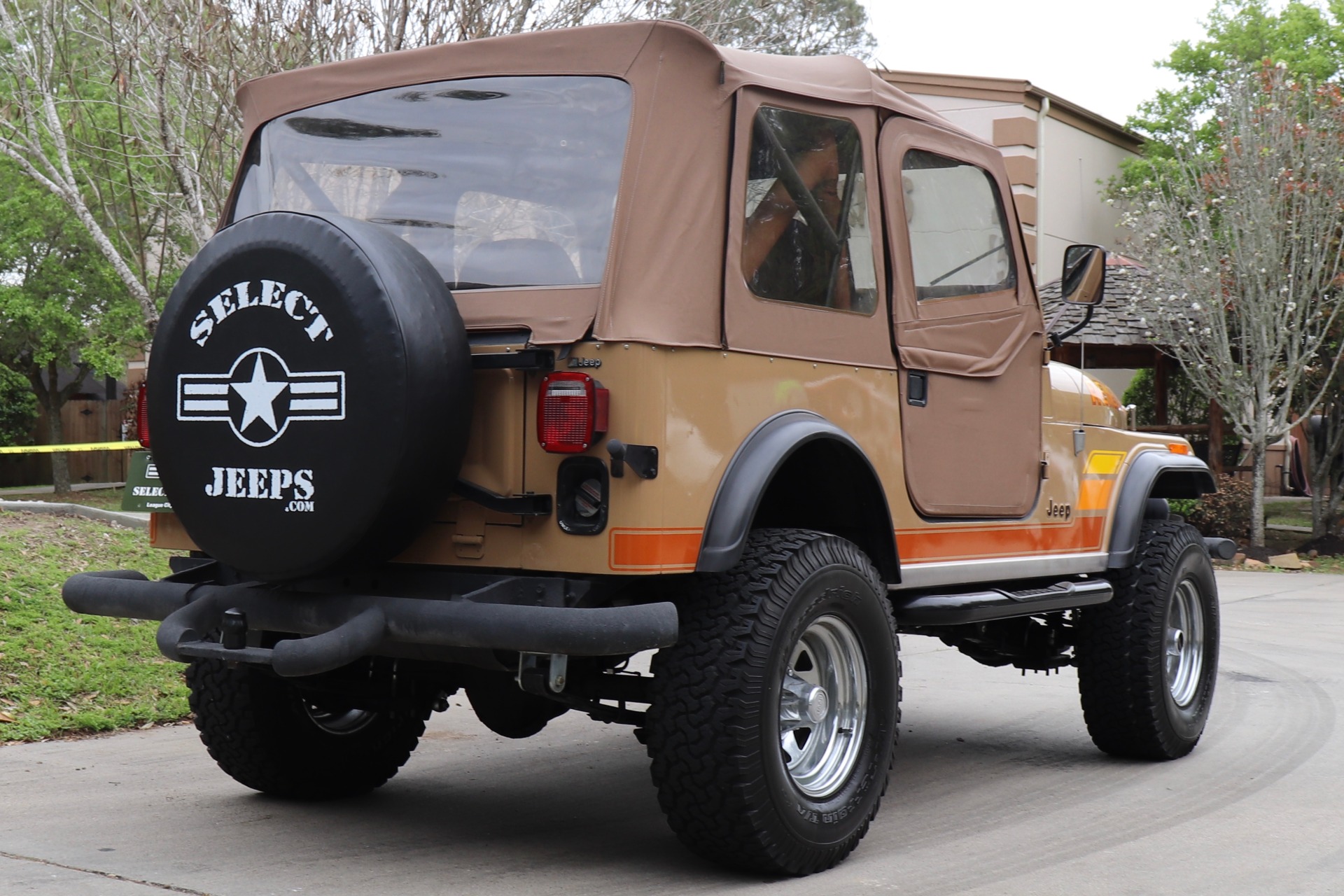 Used-1983-Jeep-CJ-7