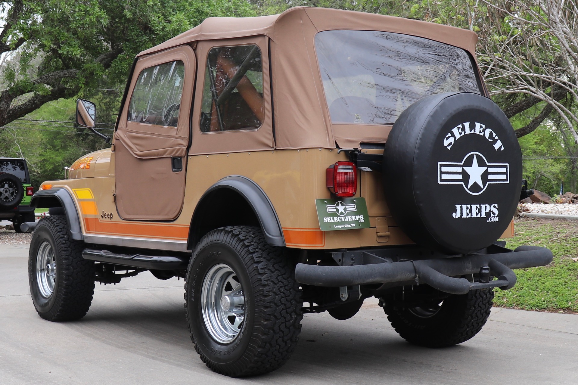 Used-1983-Jeep-CJ-7