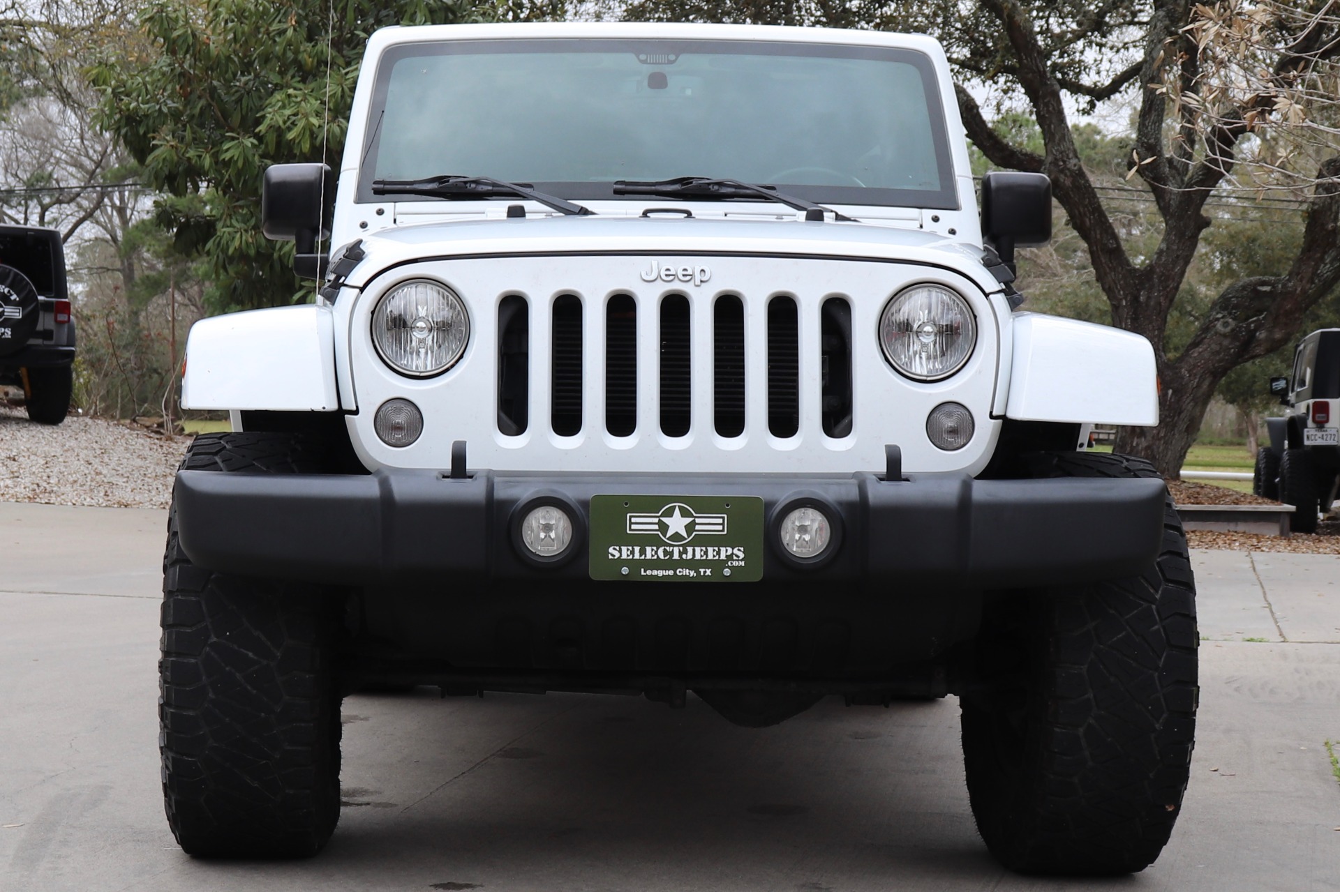 Used-2015-Jeep-Wrangler-Unlimited-Rubicon