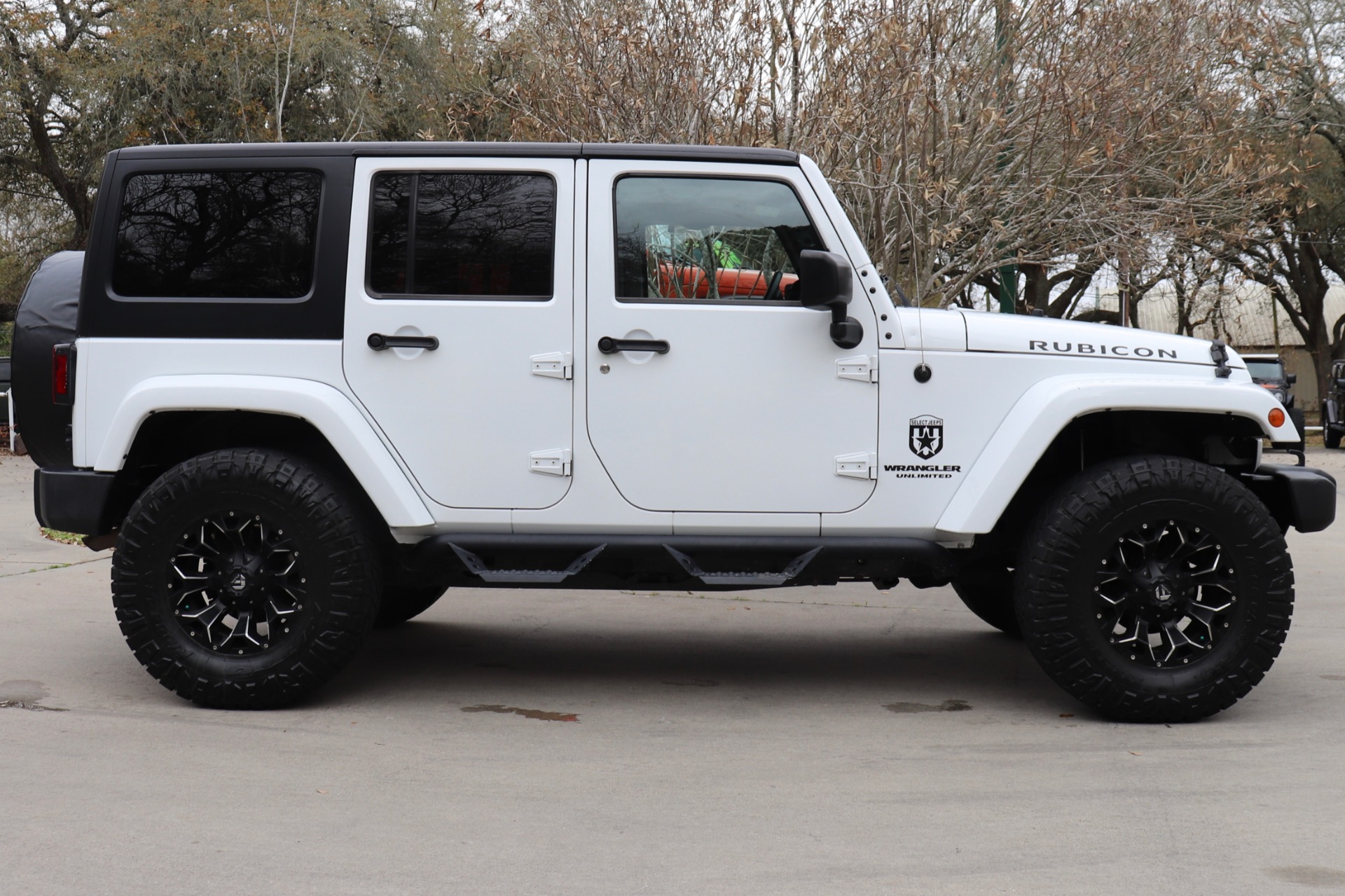 Used-2015-Jeep-Wrangler-Unlimited-Rubicon