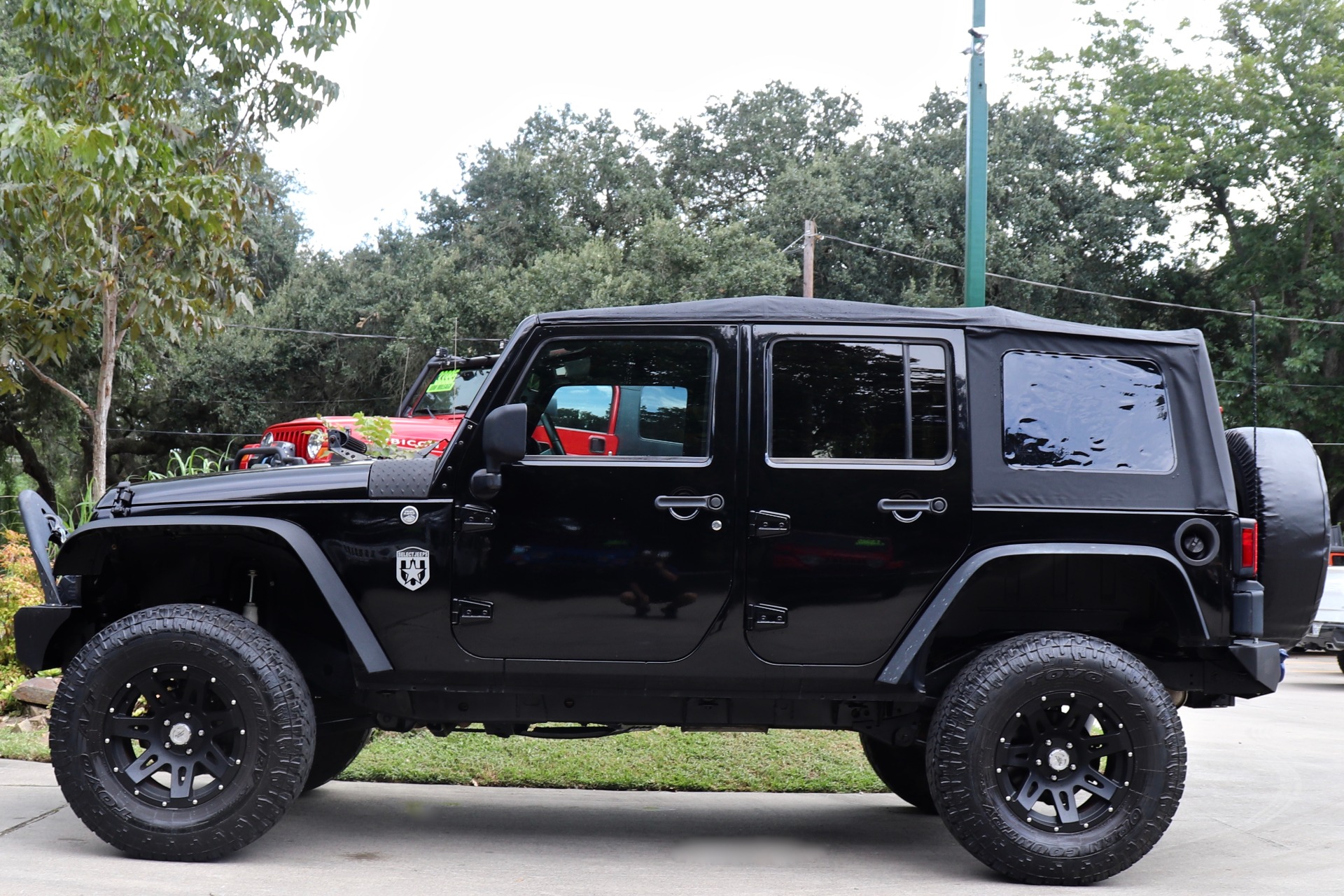 Used-2012-Jeep-Wrangler-Unlimited-Sport