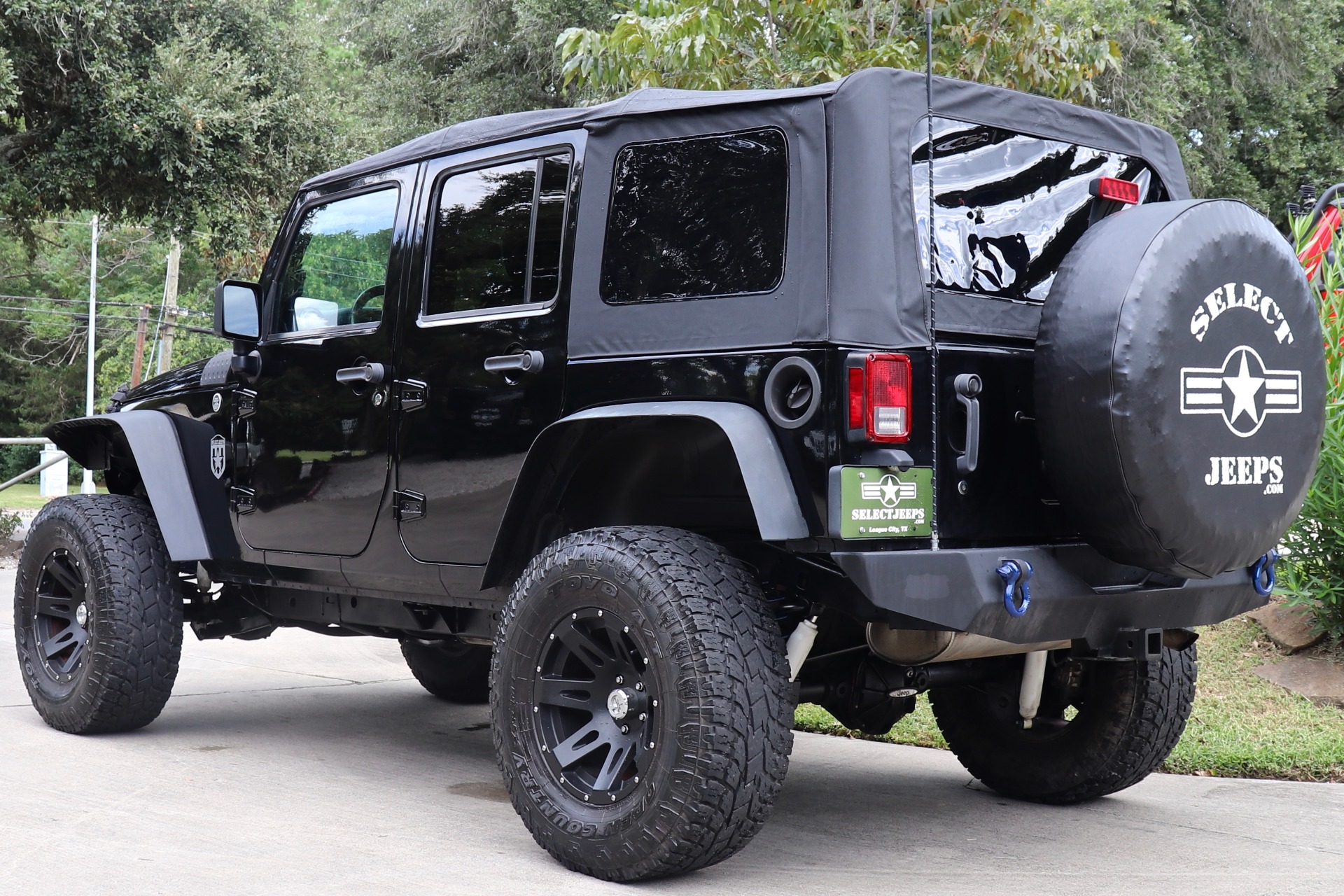 Used-2012-Jeep-Wrangler-Unlimited-Sport