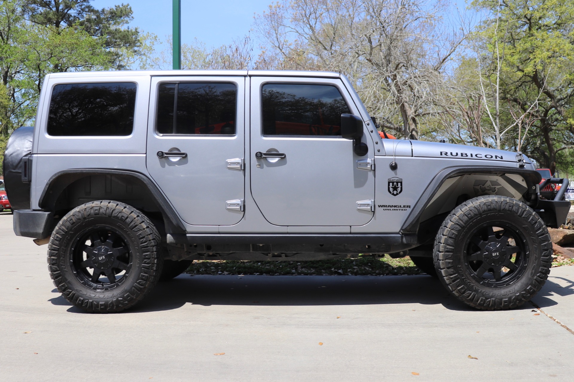 Used-2015-Jeep-Wrangler-Unlimited-Rubicon