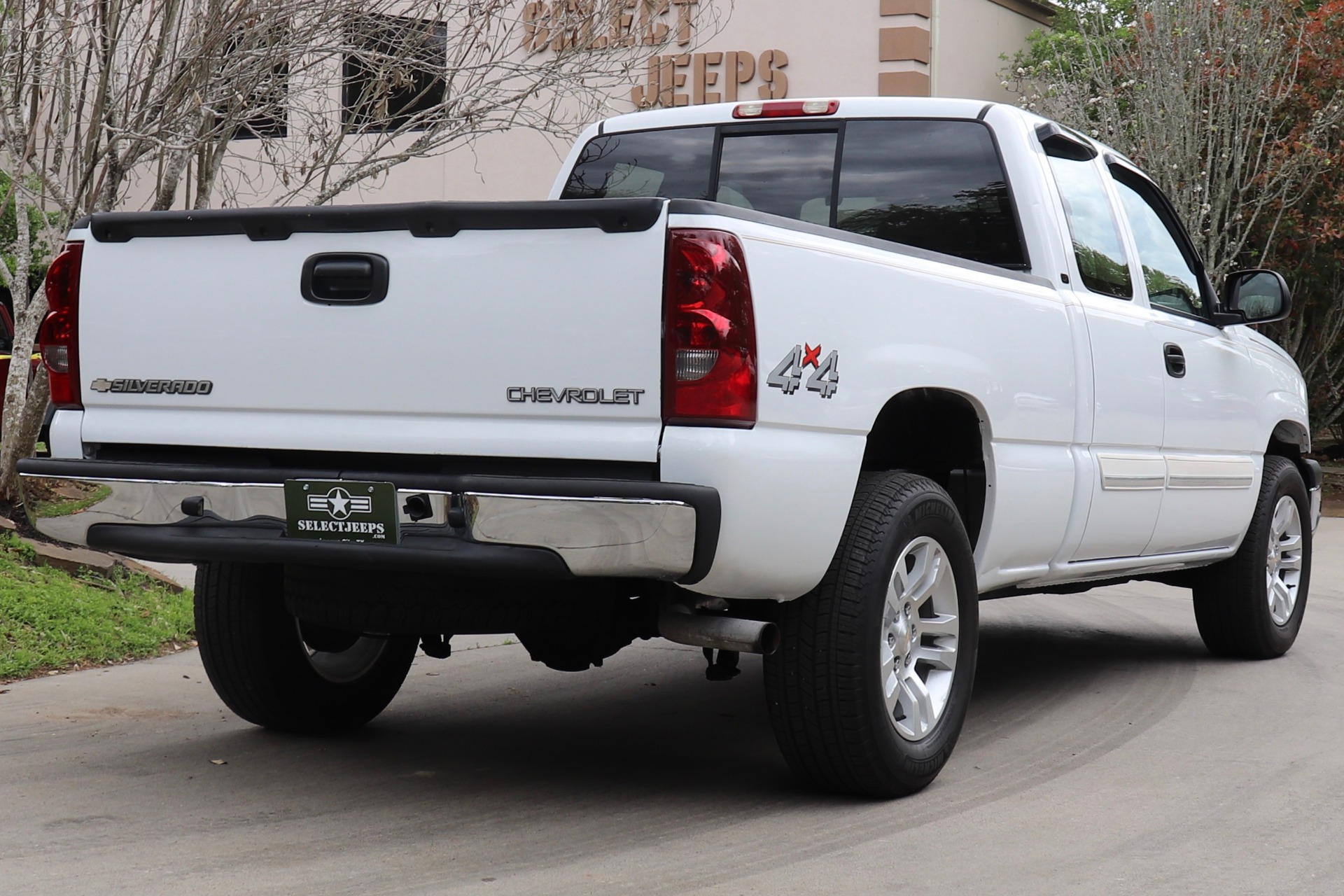 Used-2004-Chevrolet-Silverado-1500-1500-LT