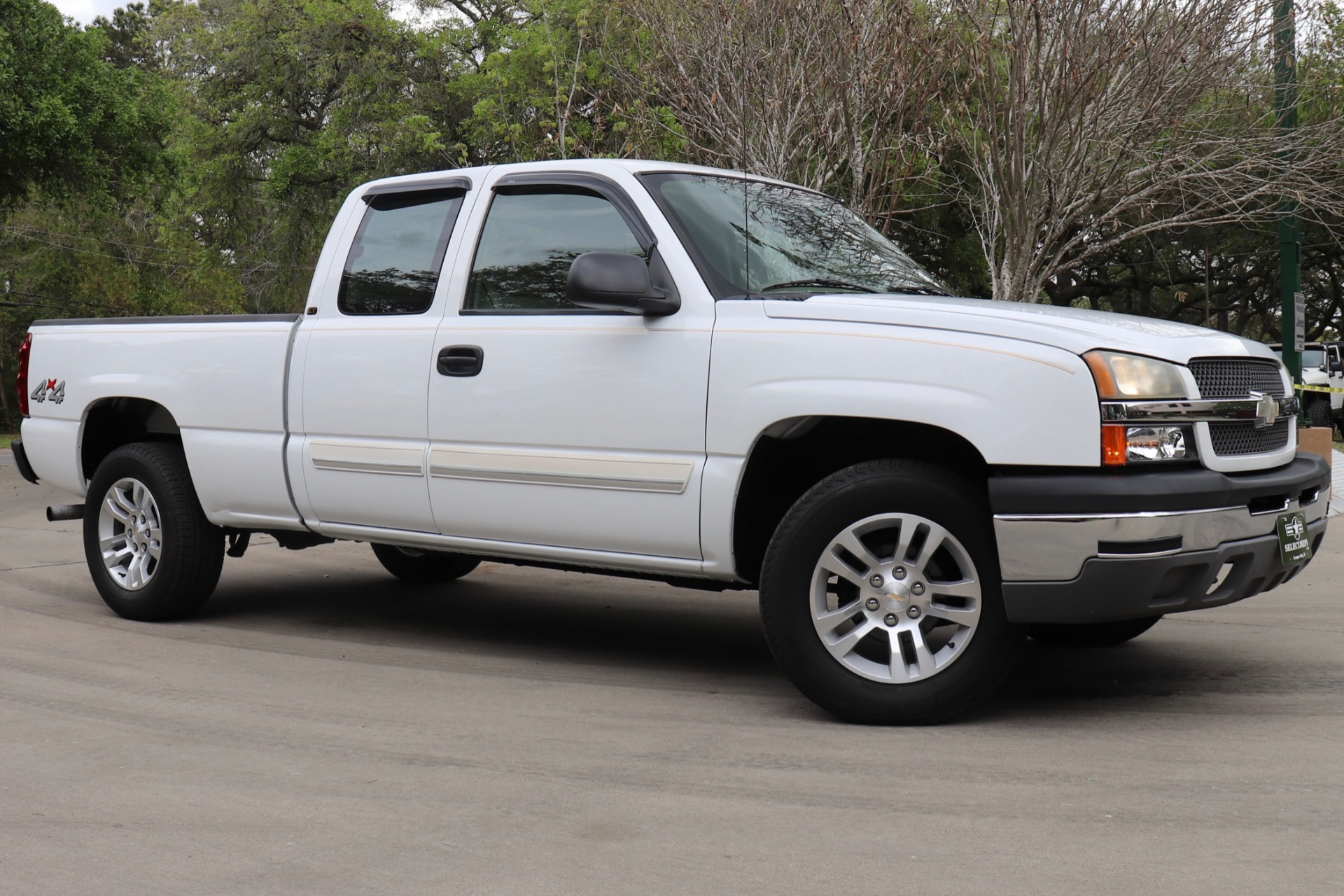 Used-2004-Chevrolet-Silverado-1500-1500-LT