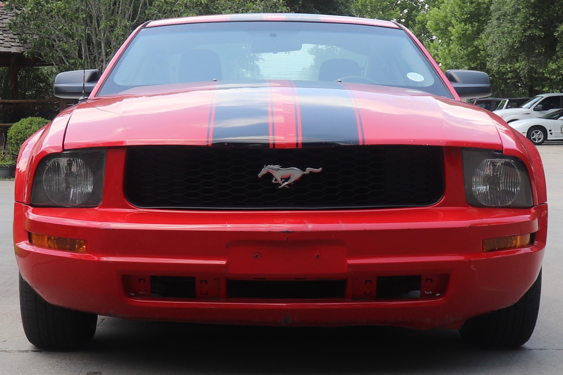 Used-2005-Ford-Mustang-V6-Premium