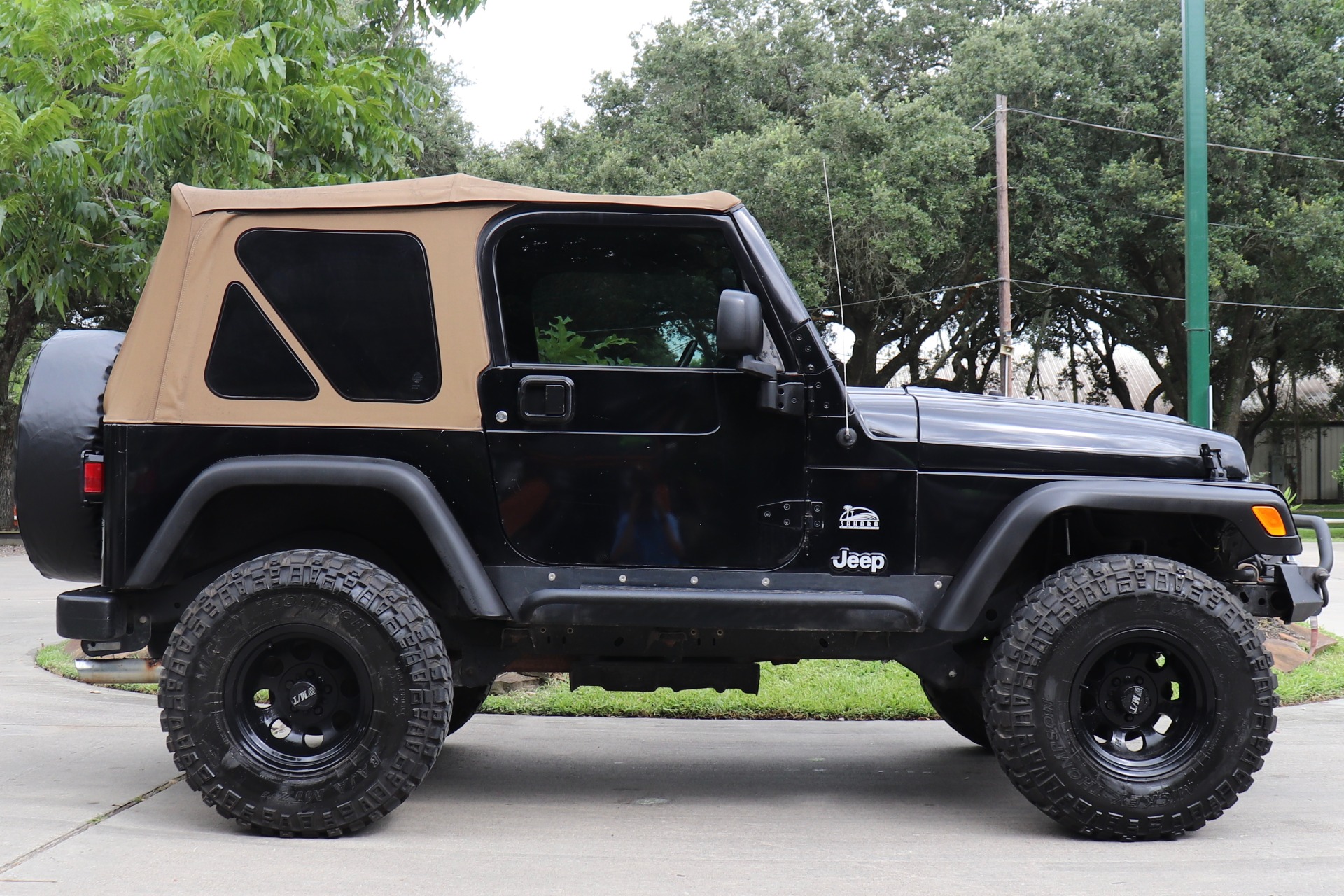 Used-2003-Jeep-Wrangler-Sahara