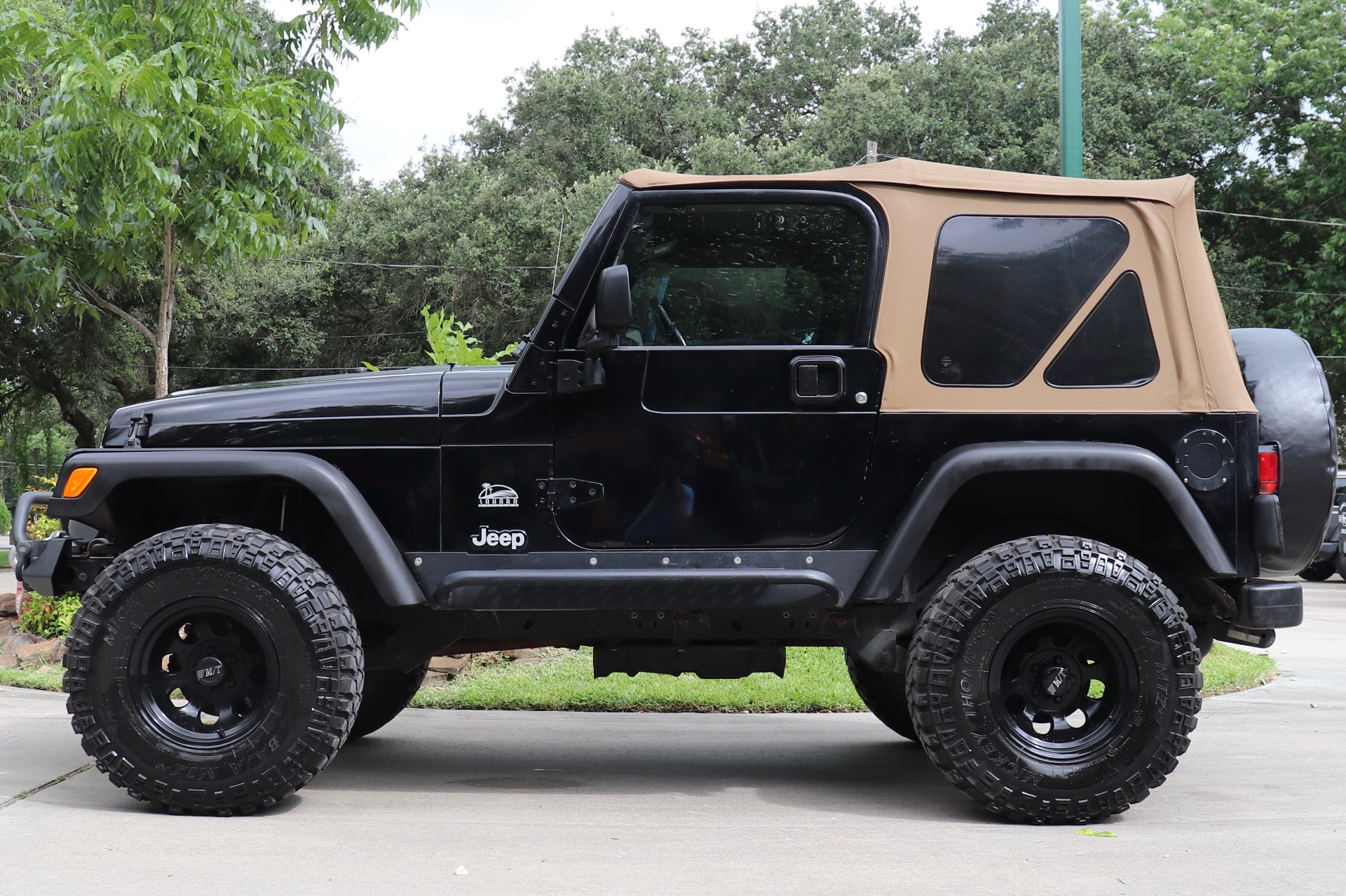 Used-2003-Jeep-Wrangler-Sahara