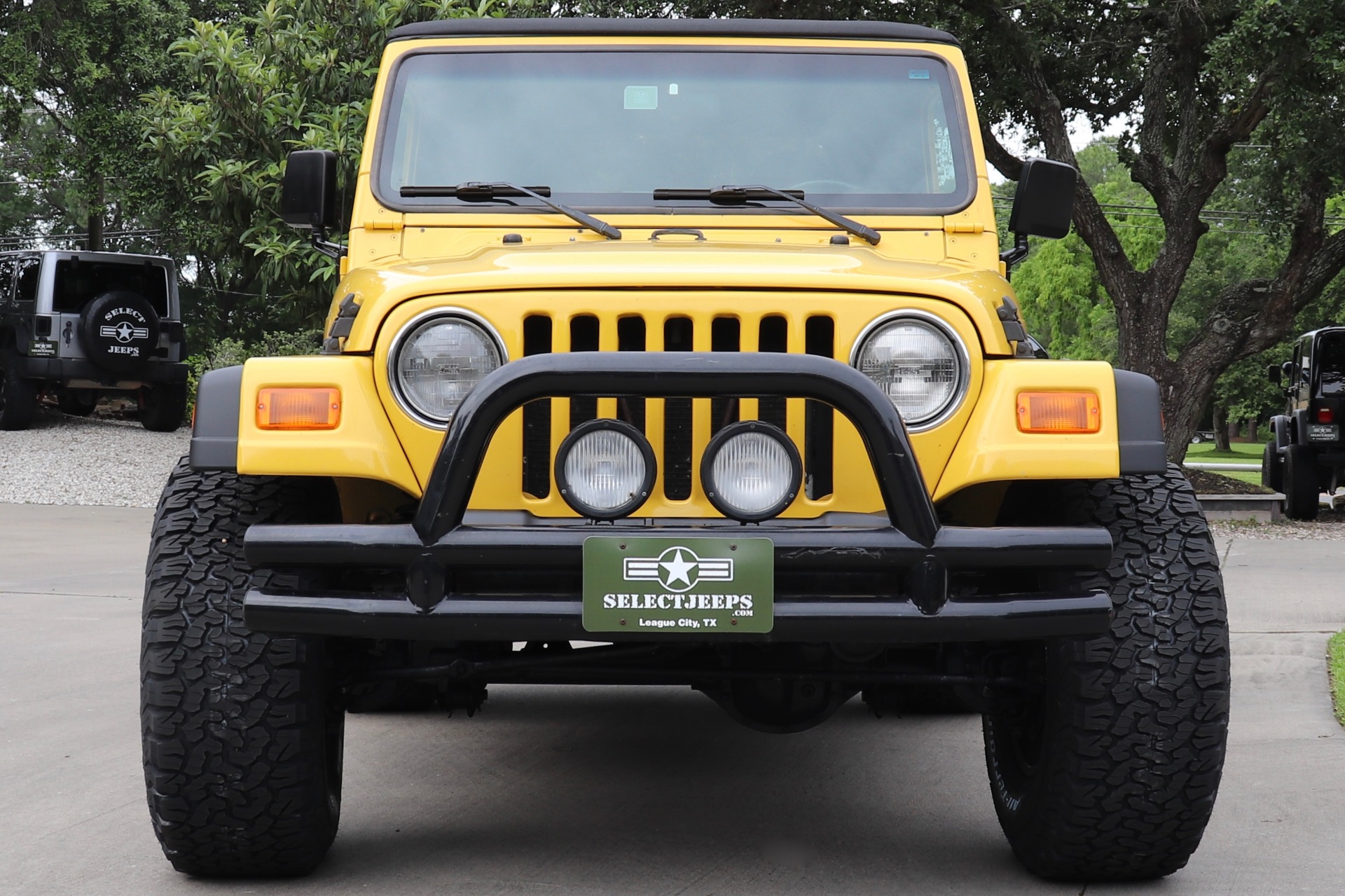 Used-2000-Jeep-Wrangler-Sport