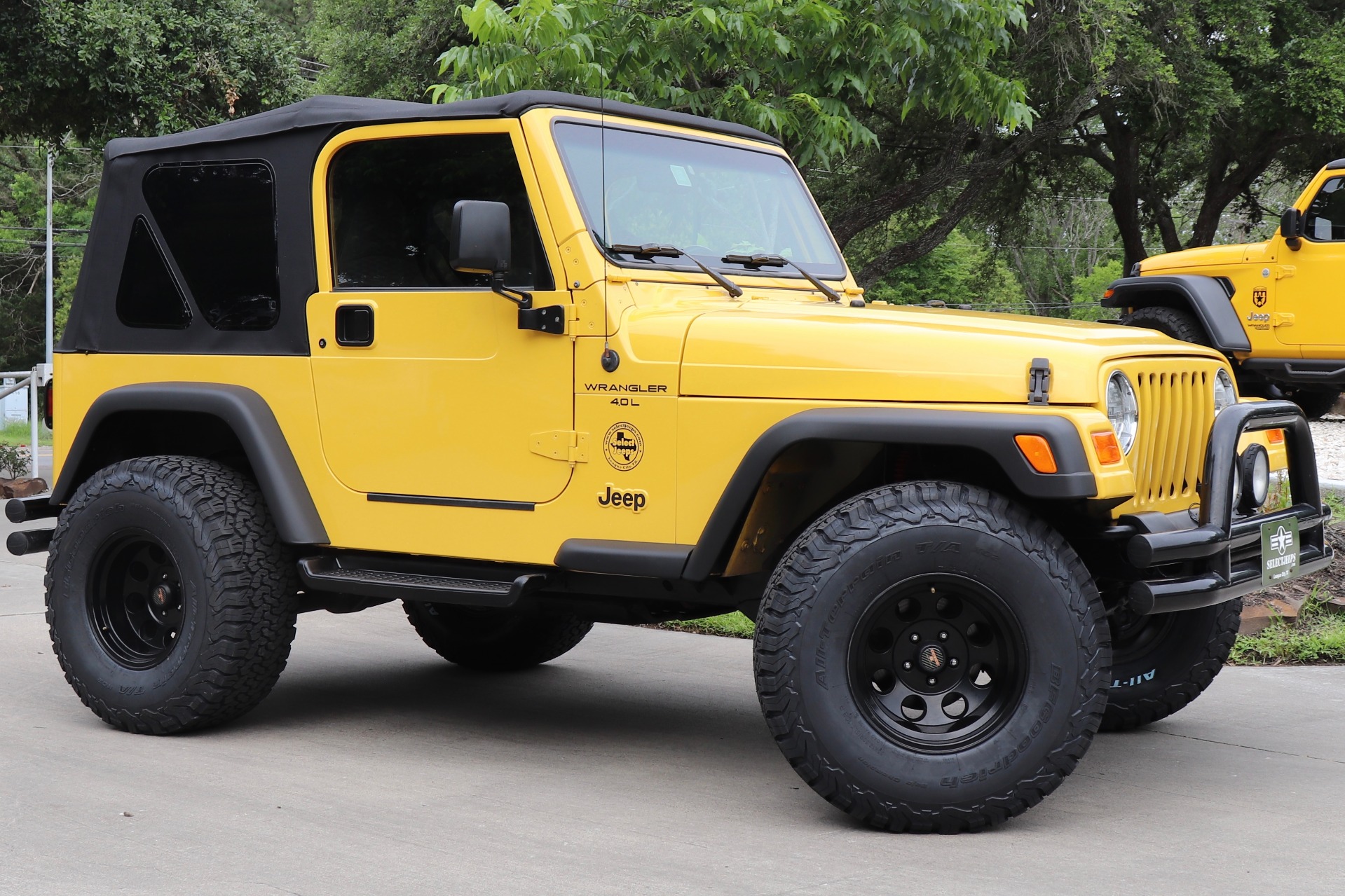 Total 70+ imagen 2000 jeep wrangler sport yellow