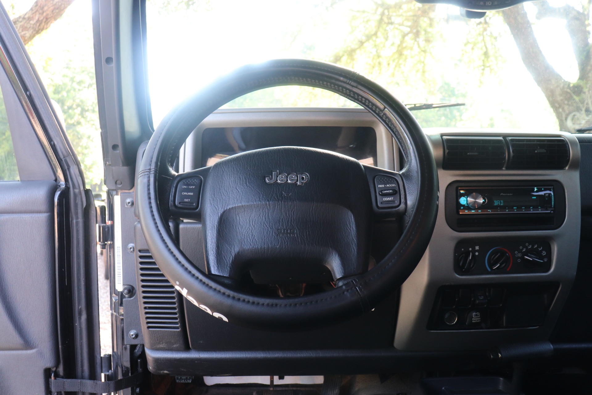 Used-2006-Jeep-Wrangler-Unlimited