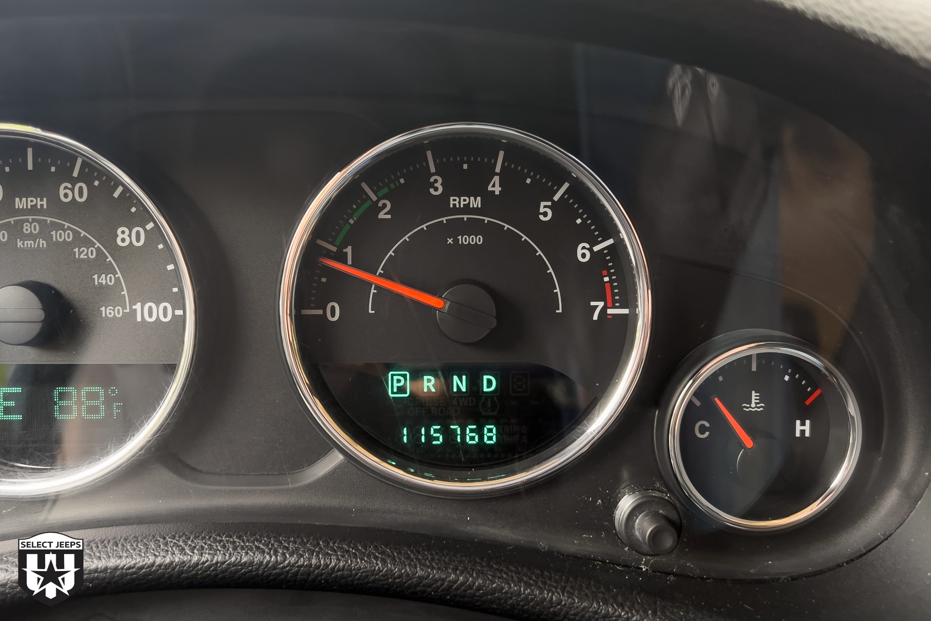 Used-2013-Jeep-Wrangler-Unlimited-Sahara