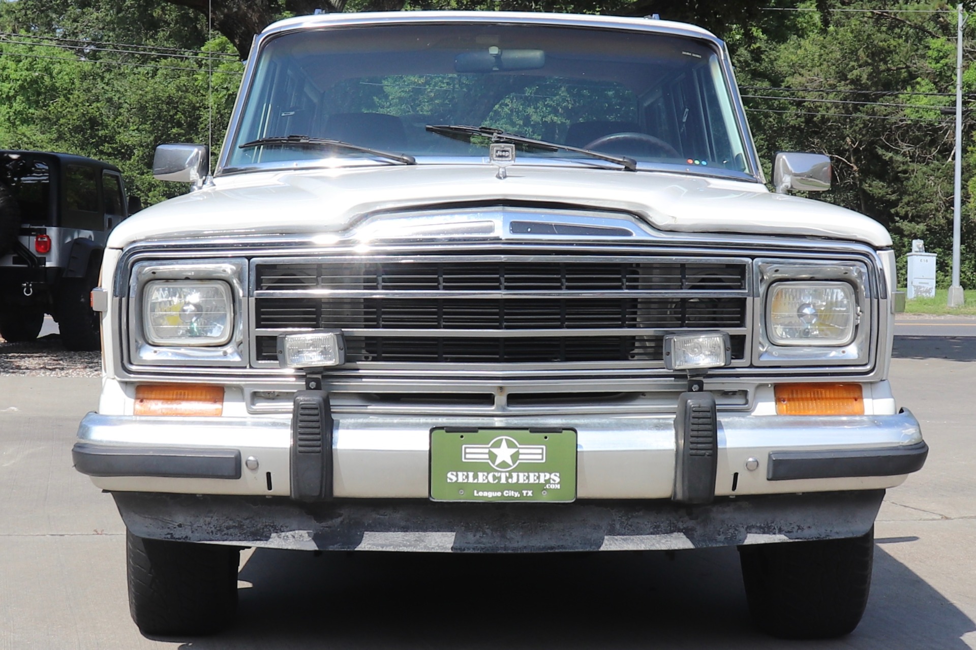 Used-1987-Jeep-Grand-Wagoneer