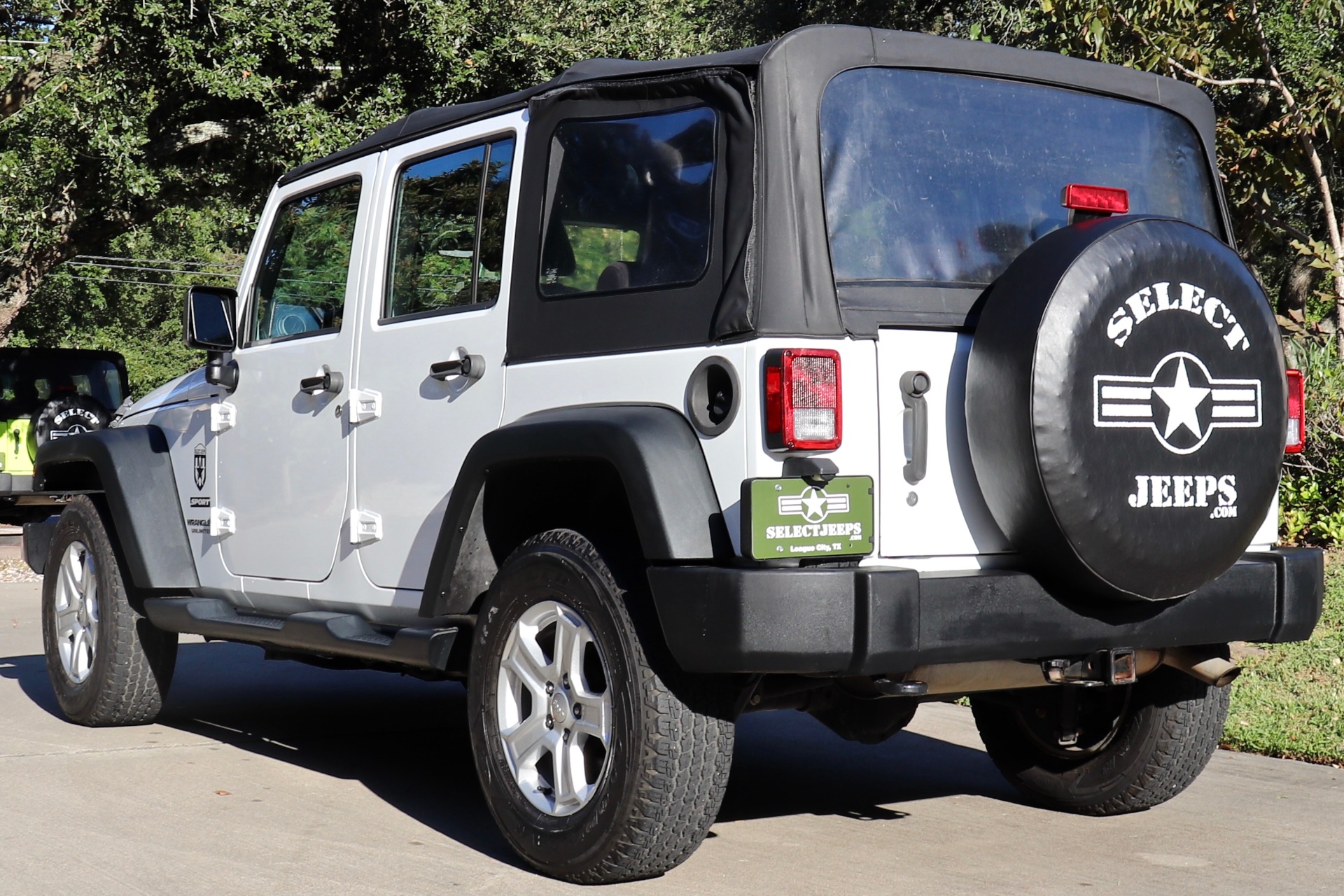 Used-2013-Jeep-Wrangler-Unlimited-Sport