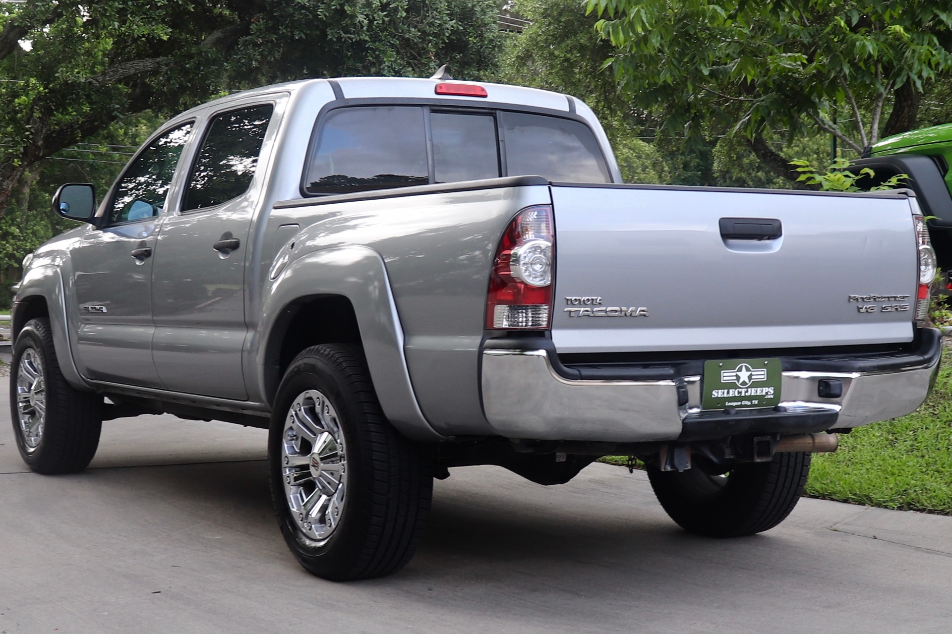 Used-2014-Toyota-Tacoma-PreRunner-V6