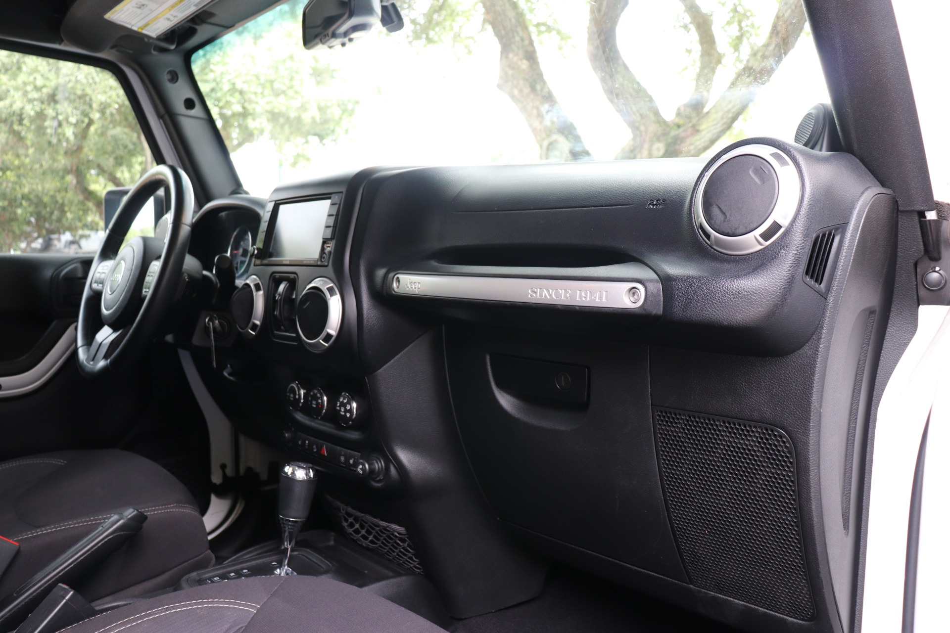 Used-2013-Jeep-Wrangler-Unlimited-Sahara For Sale | Select Jeeps Inc. Used-2013-Jeep-Wrangler-Unlimited-Sahara