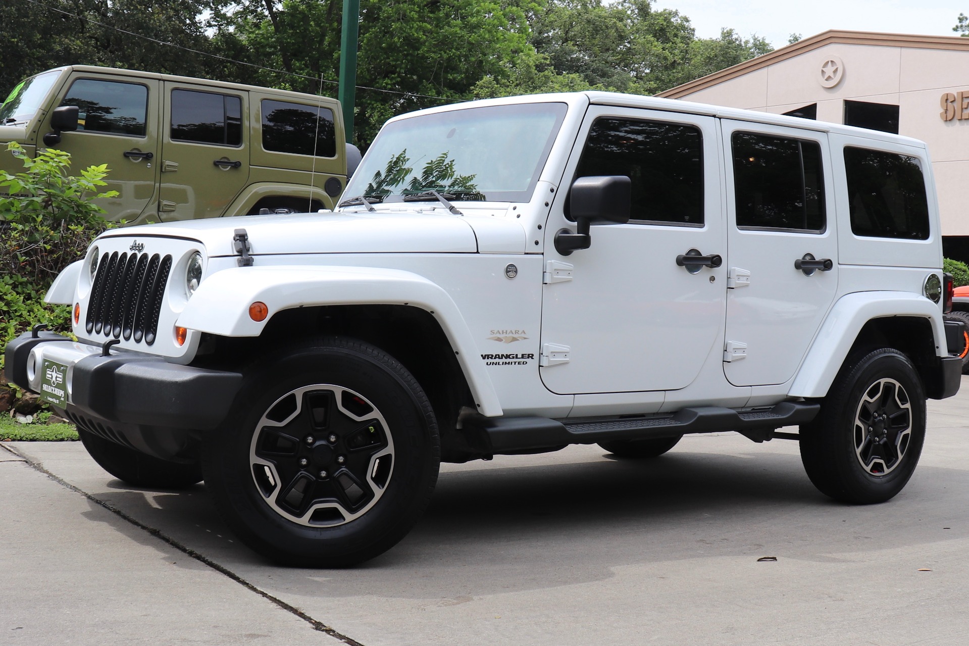 Used 2013 Jeep Wrangler Unlimited Sahara For Sale ($26,995) | Select ...