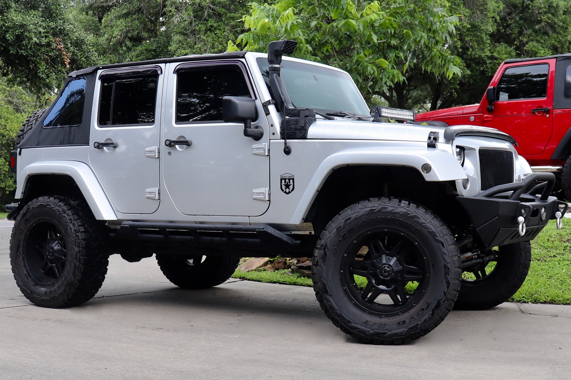 Used-2009-Jeep-Wrangler-Unlimited-X