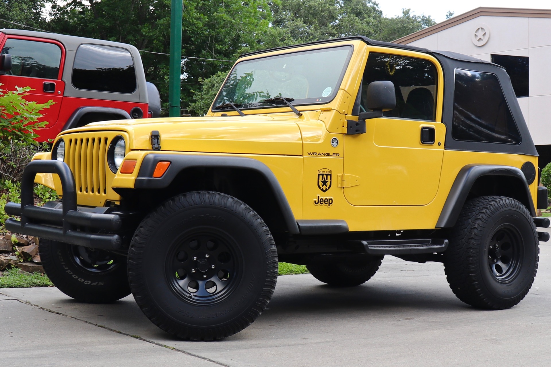 Used-2000-Jeep-Wrangler-Sahara