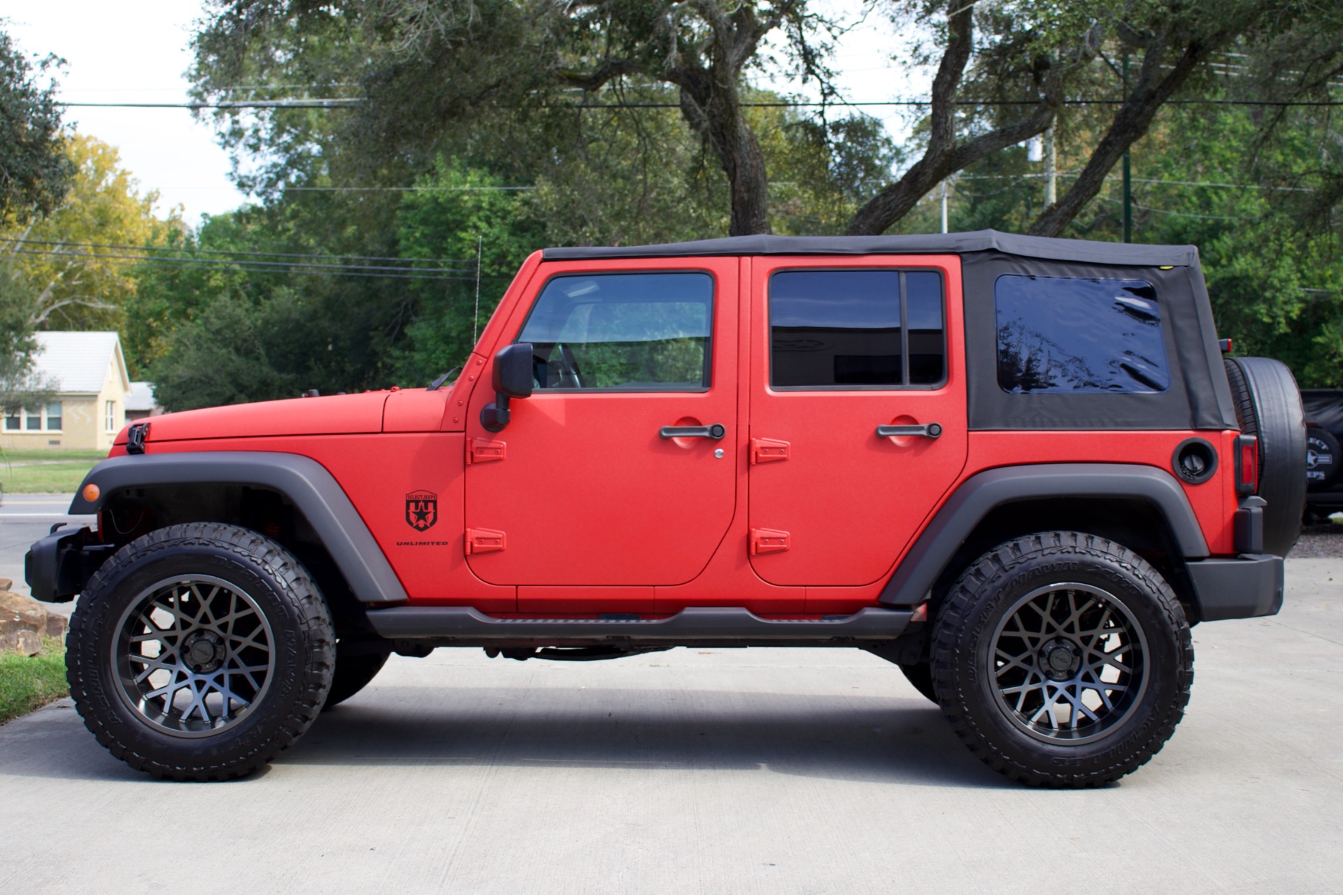 Used-2008-Jeep-Wrangler-Unlimited-X