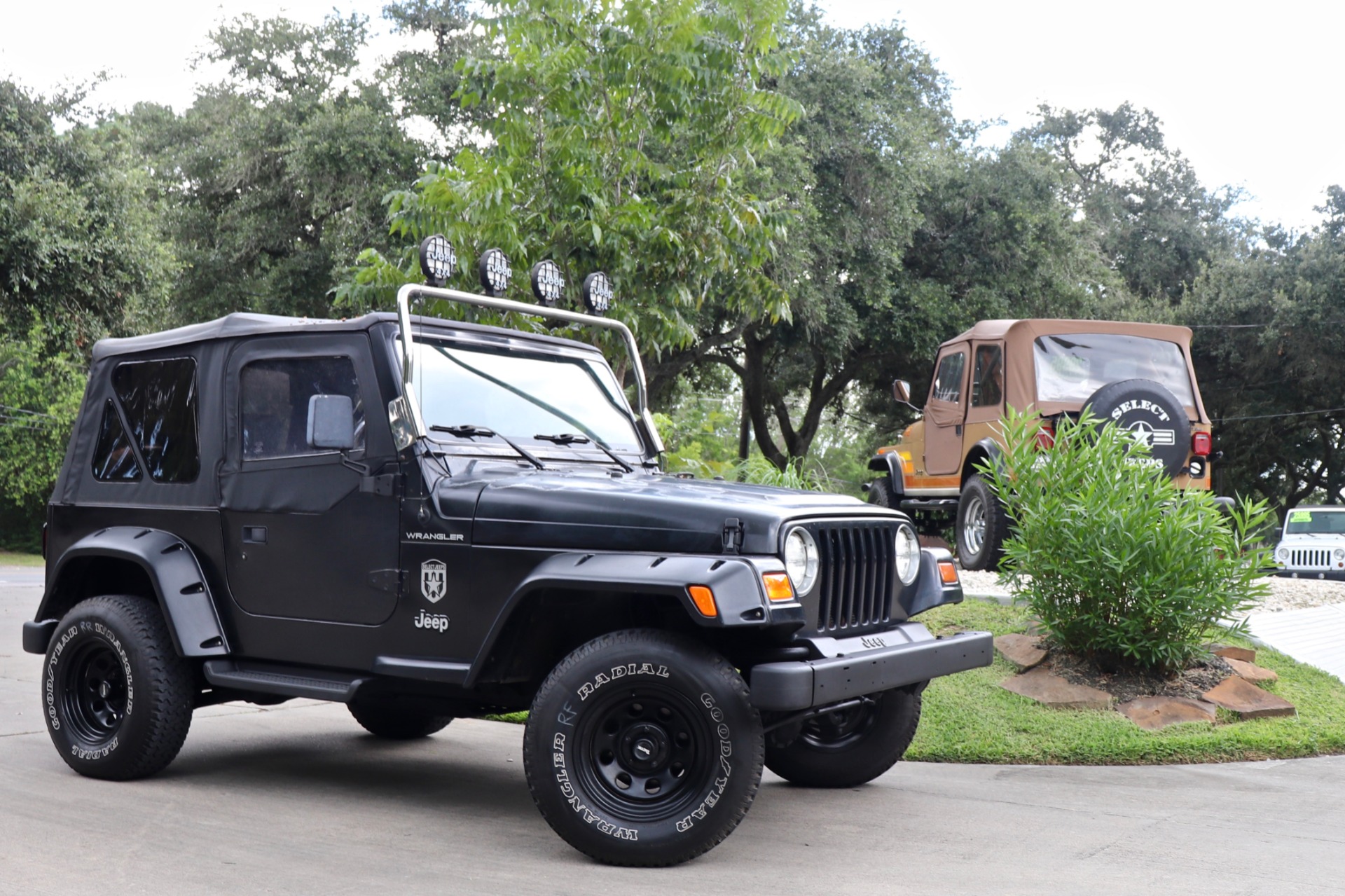 Used-1997-Jeep-Wrangler-SE