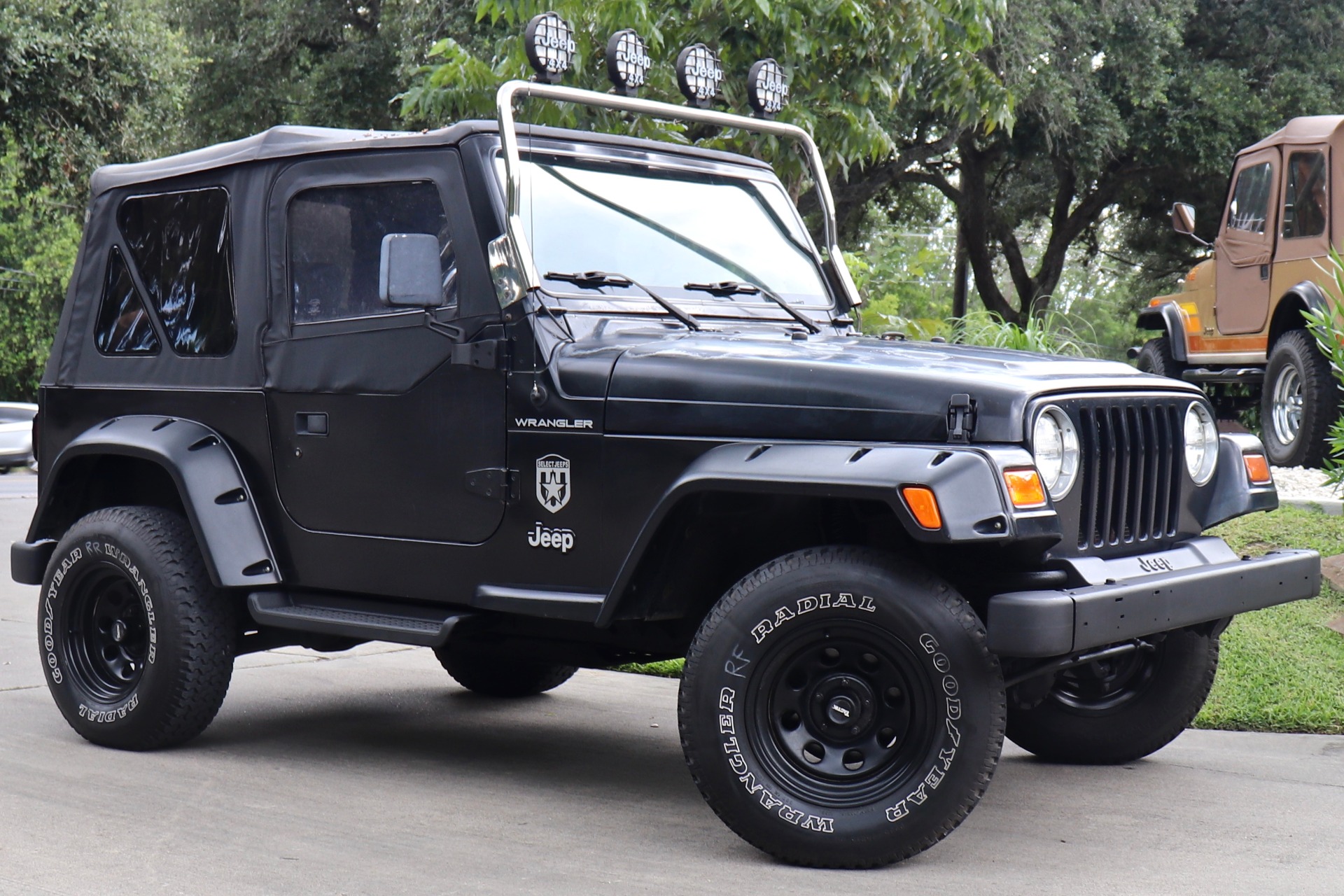 Used-1997-Jeep-Wrangler-SE