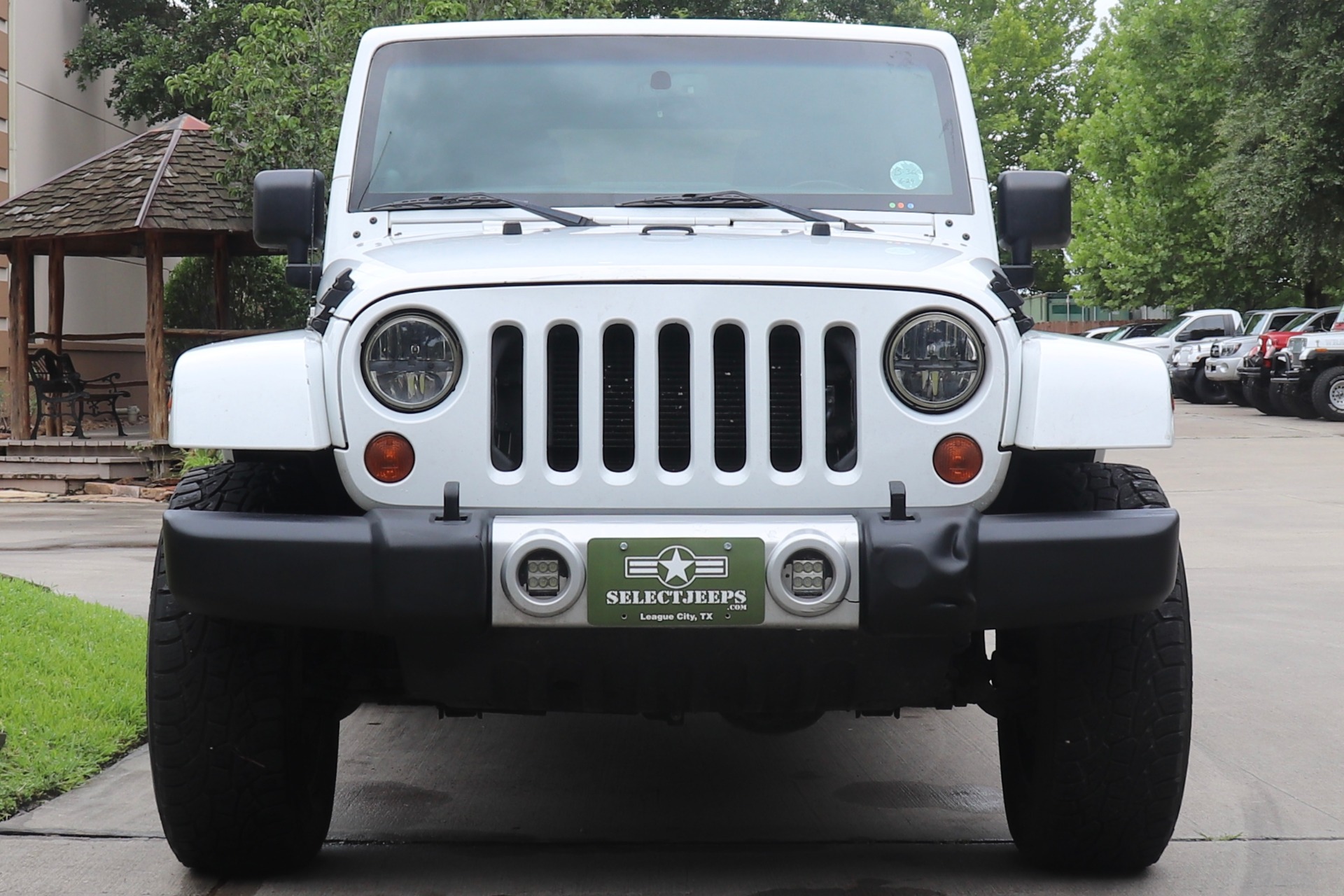 Used-2013-Jeep-Wrangler-Unlimited-Sahara