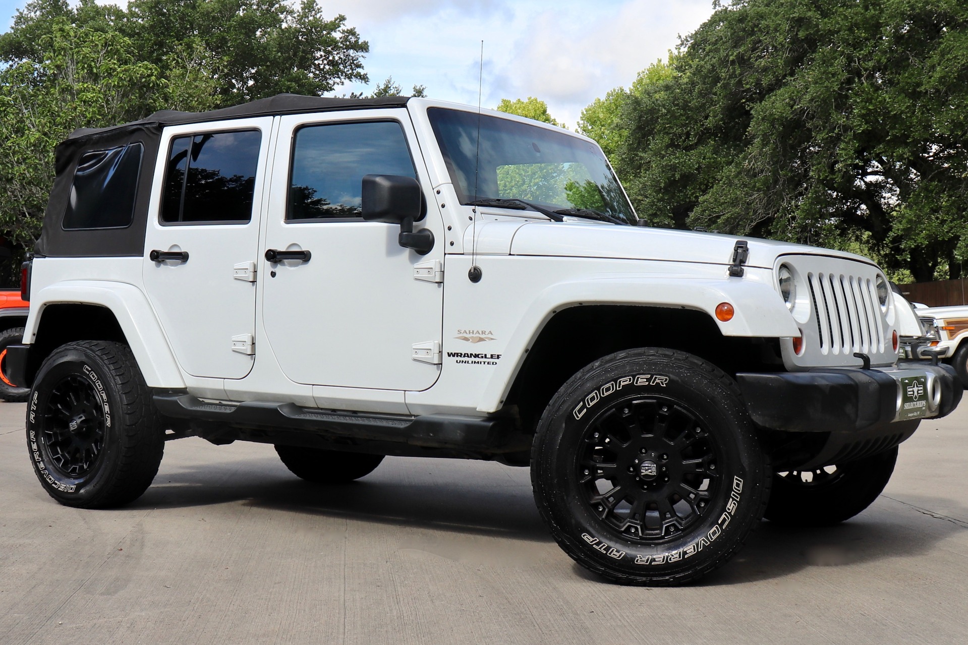 Used-2013-Jeep-Wrangler-Unlimited-Sahara For Sale | Select Jeeps Inc. Used-2013-Jeep-Wrangler-Unlimited-Sahara