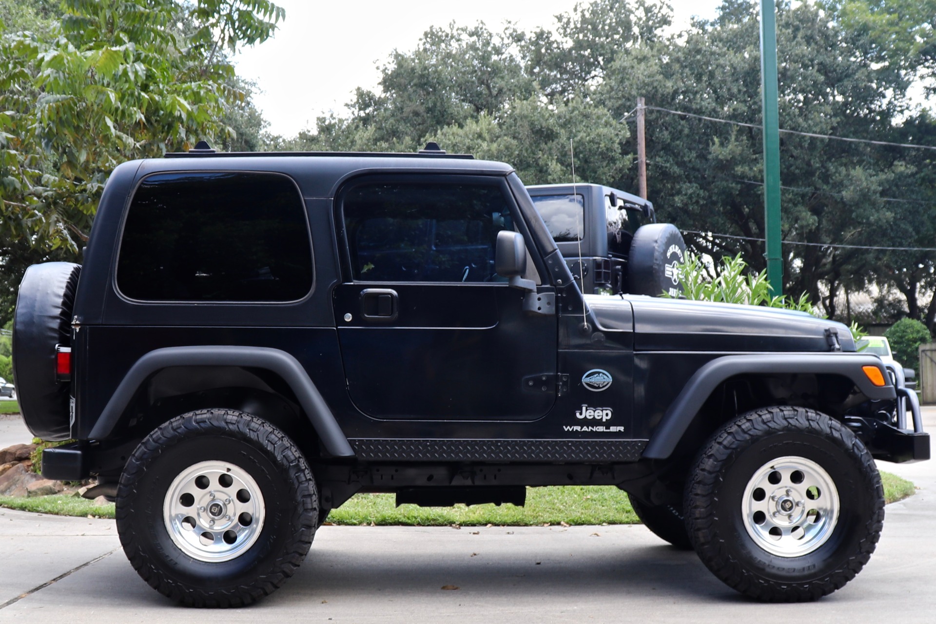 Used-2004-Jeep-Wrangler-X