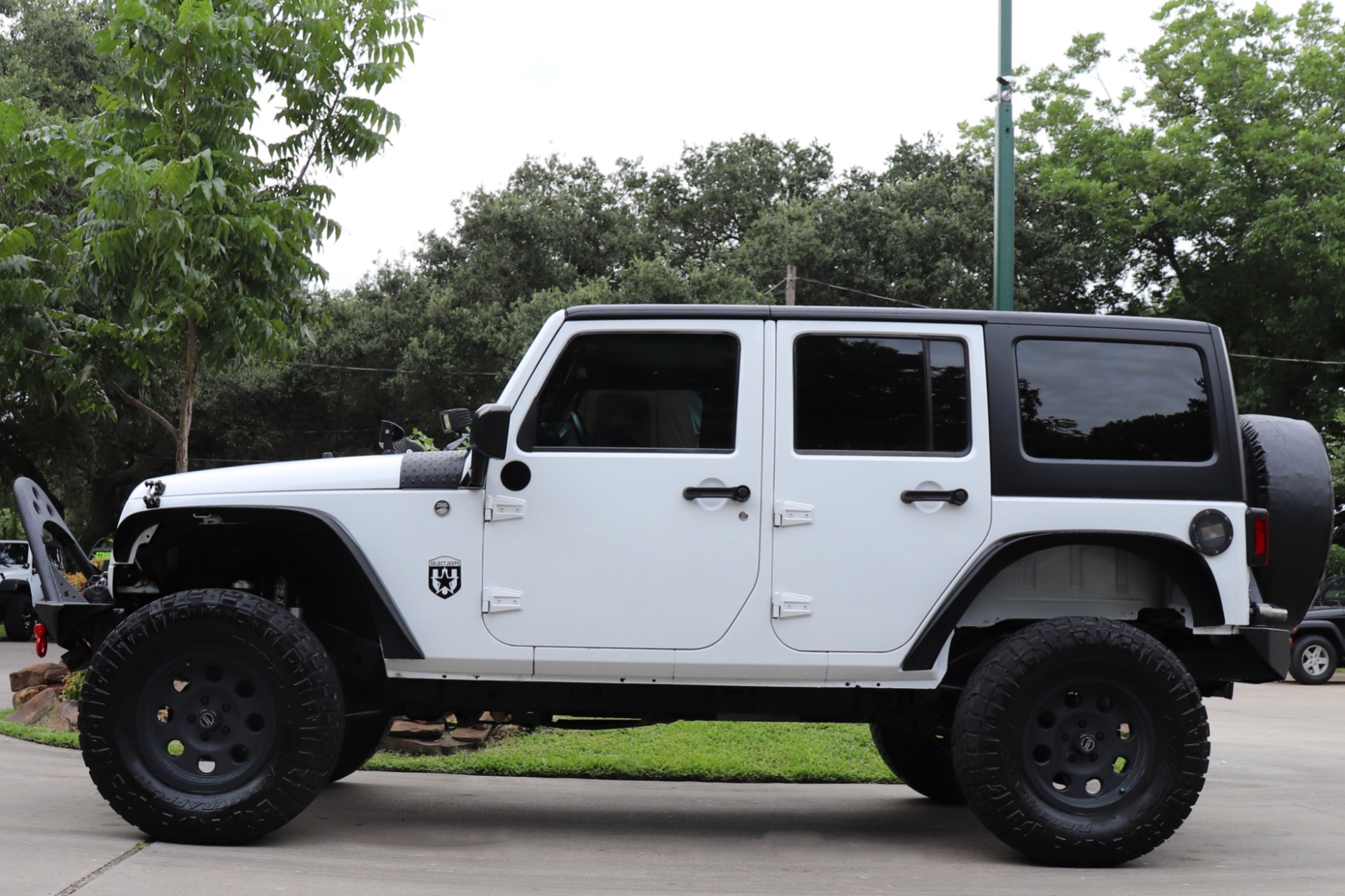 Used-2014-Jeep-Wrangler-Unlimited-Sport