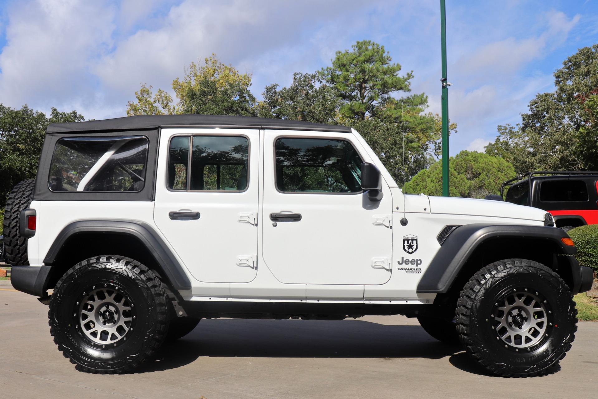 Used-2018-Jeep-Wrangler-Unlimited-Sport