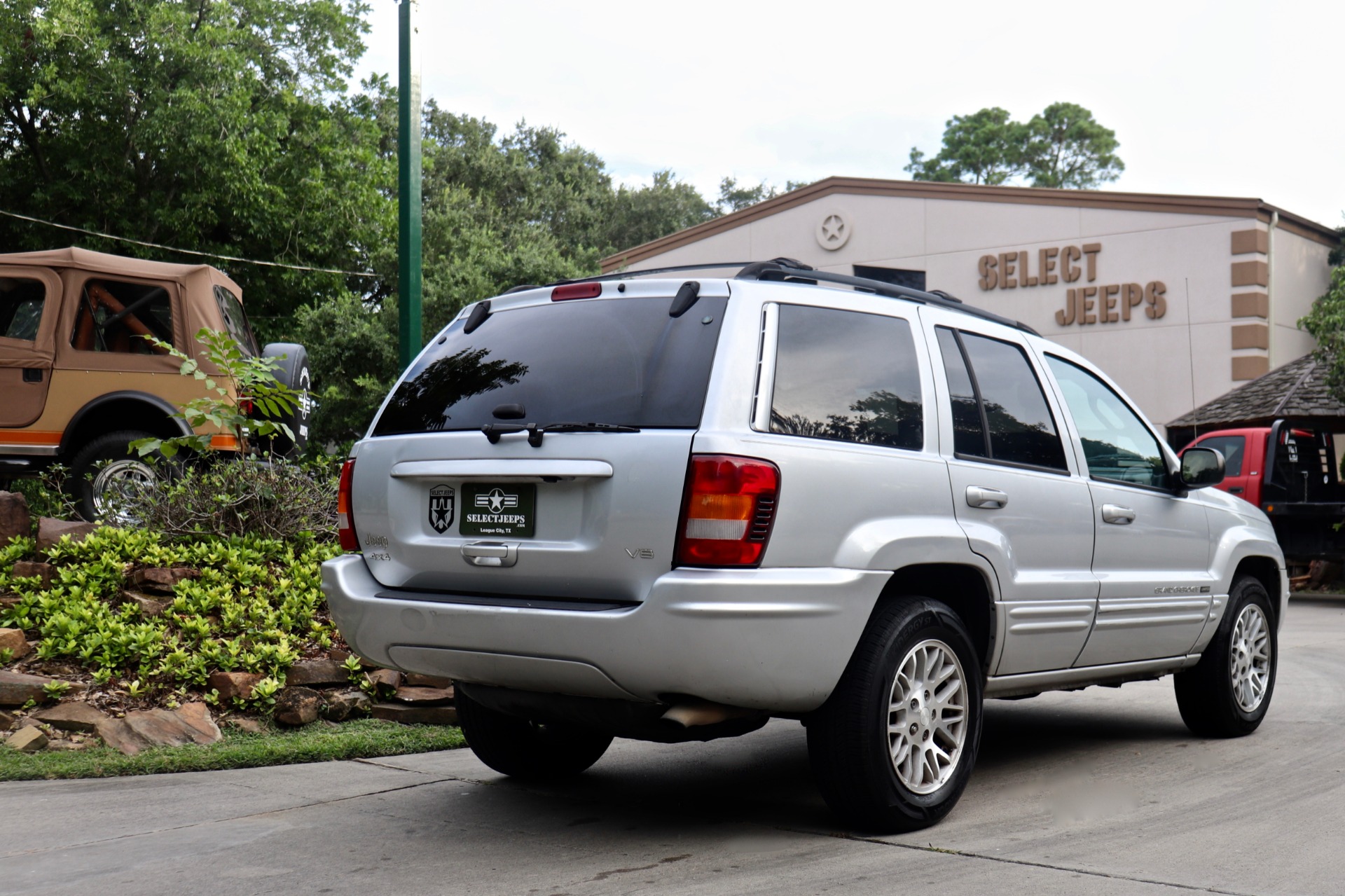 Used-2004-Jeep-Grand-Cherokee-Limited